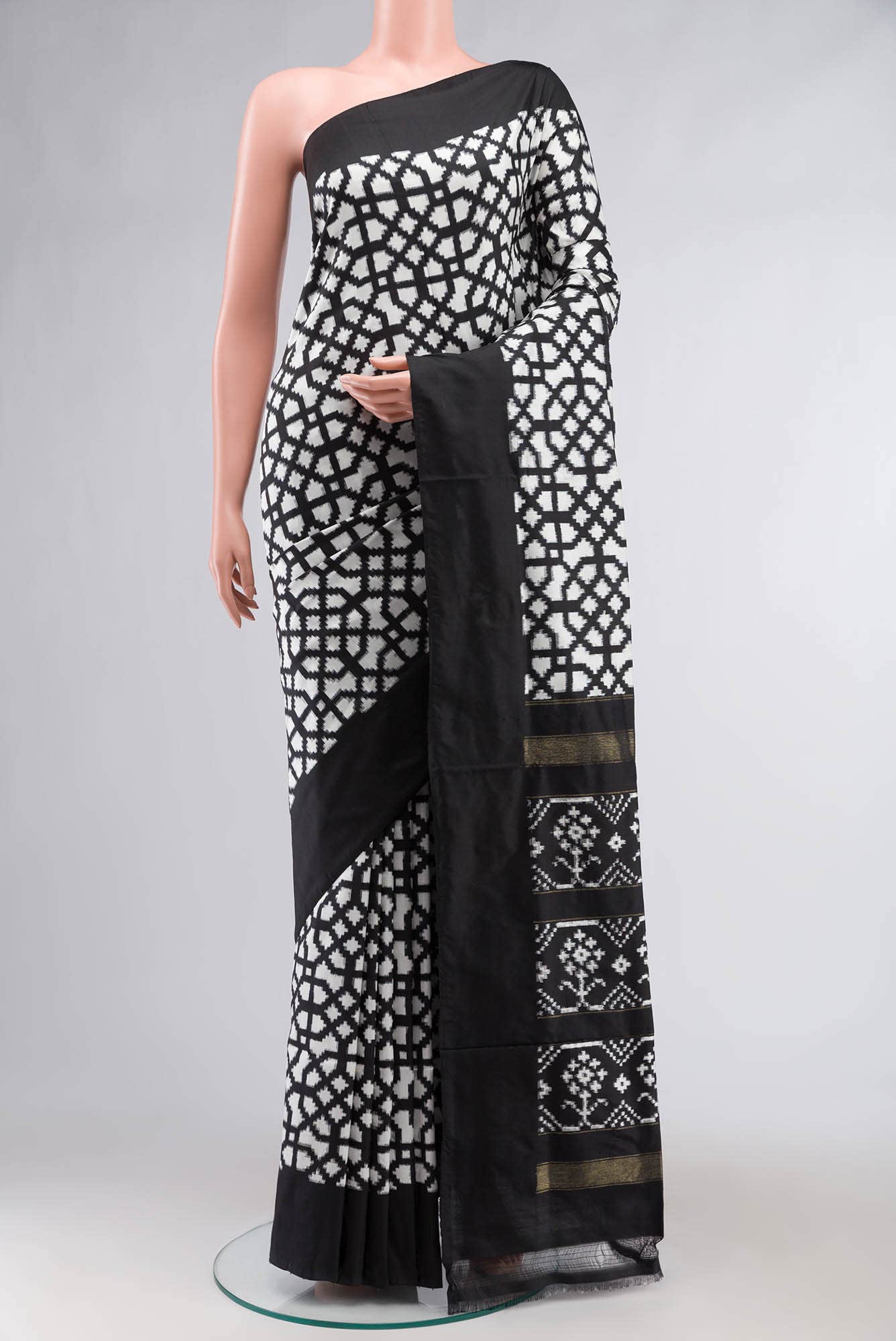 Black Pochampally Silk Saree