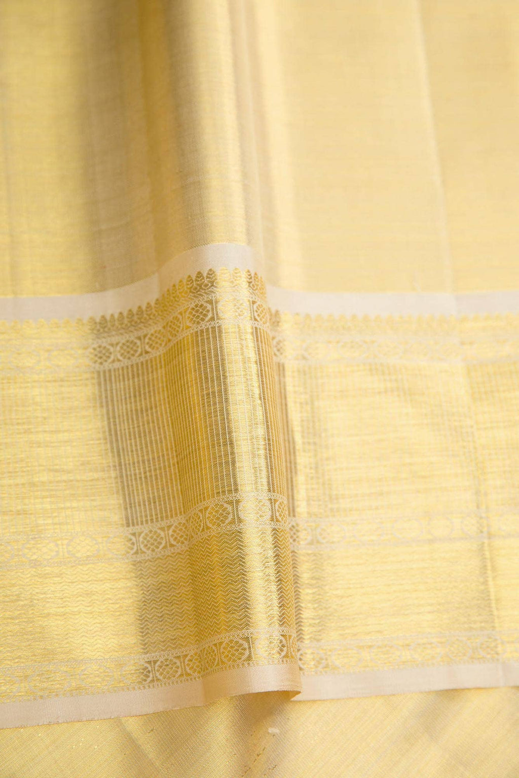 Gold Dual Tone Kanchipuram Tissue Silk Saree