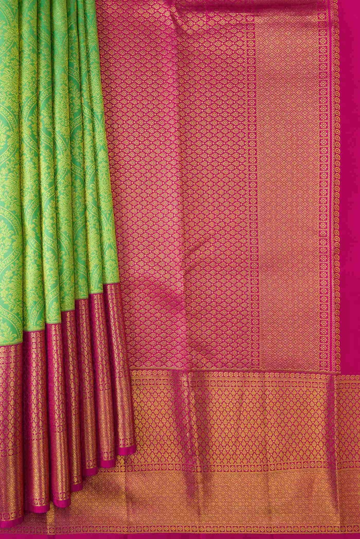 Parrot Green Dual Tone Kanchipuram Silk Saree