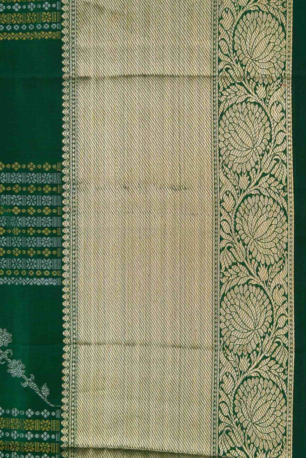 Green Dual Tone Kanchipuram Silk Saree