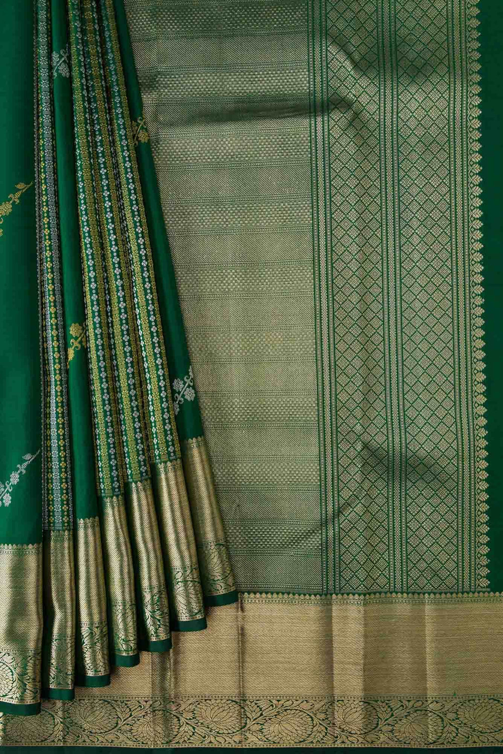 Green Dual Tone Kanchipuram Silk Saree