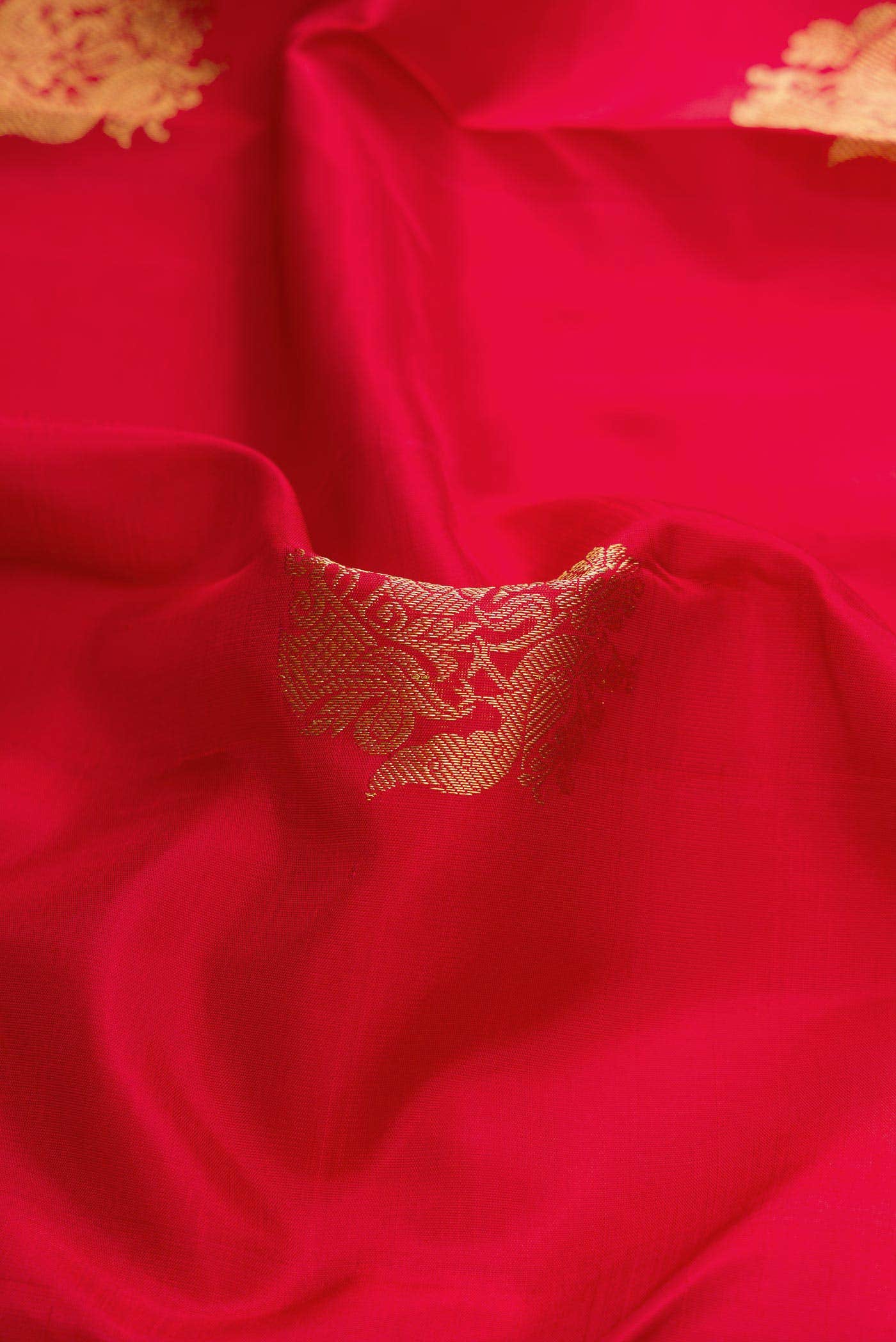 Red Dual Tone Kanchipuram Silk Saree