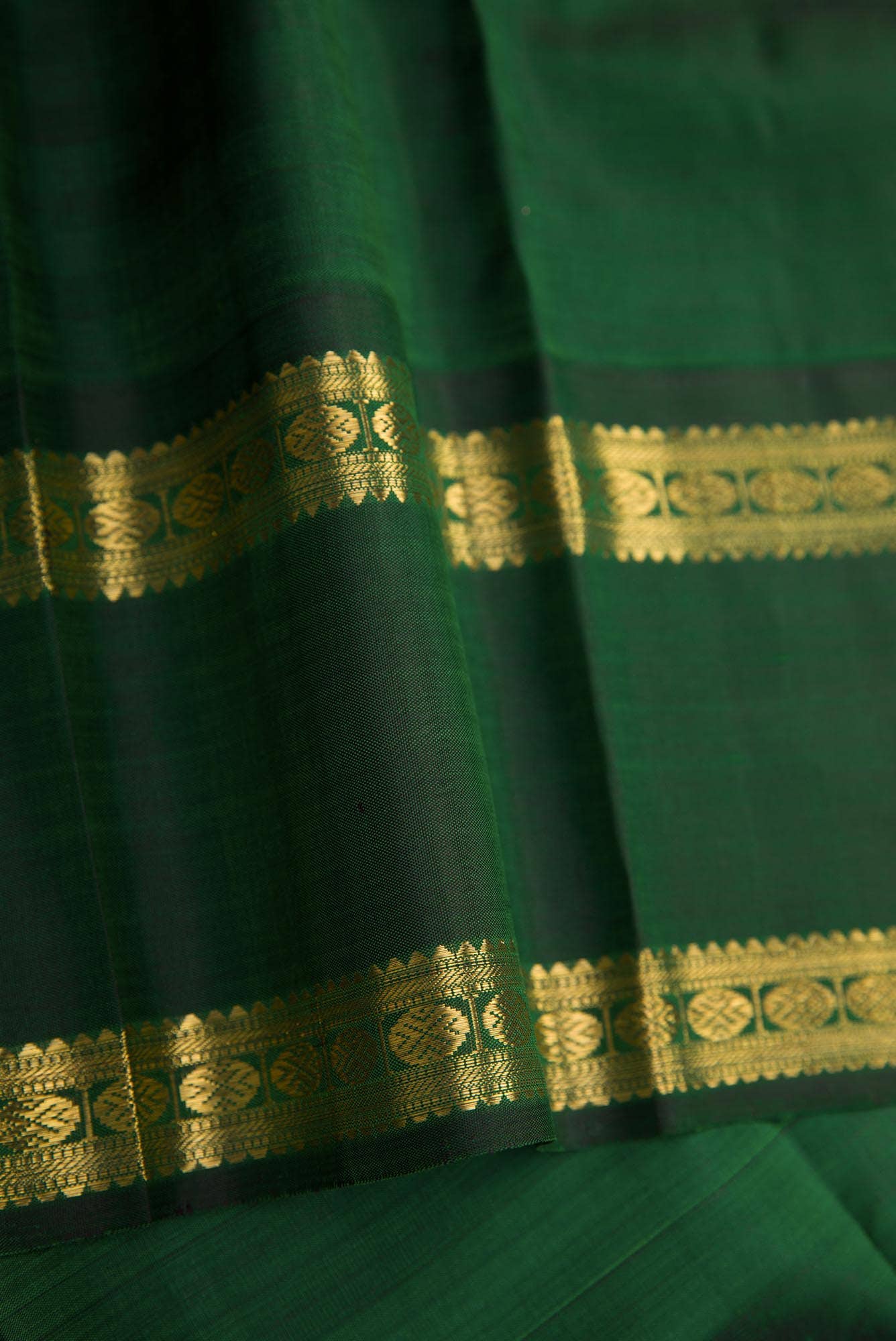 Pure Silk Pure Zari Orange Dual Tone Kanchipuram Saree