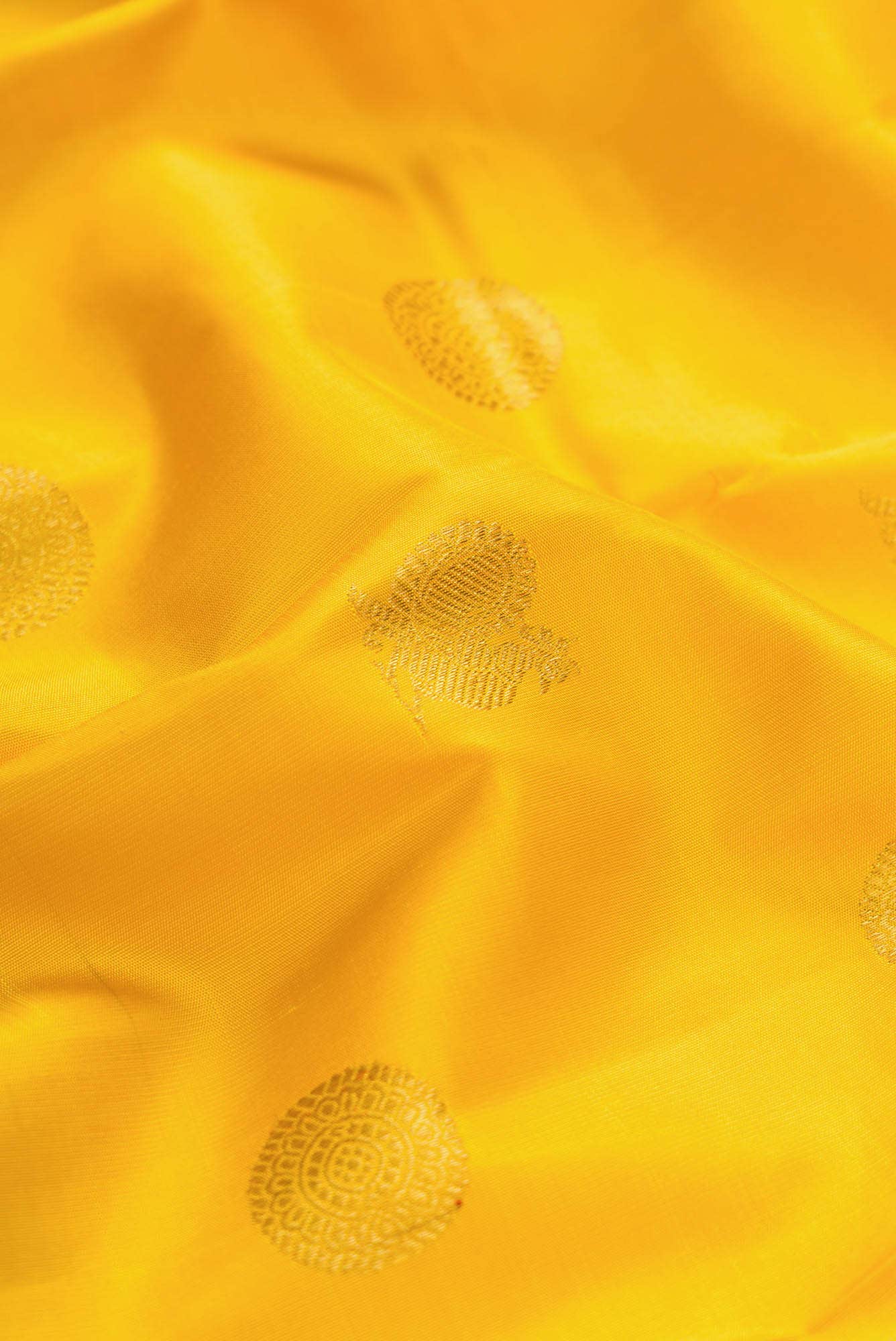 Pure Silk Pure Zari Yellow Dual Tone Kanchipuram Saree