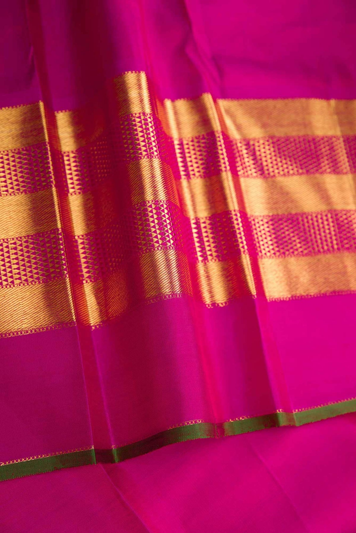 Pure Silk Pure Zari Dark Pink Dual Tone Kanchipuram Saree