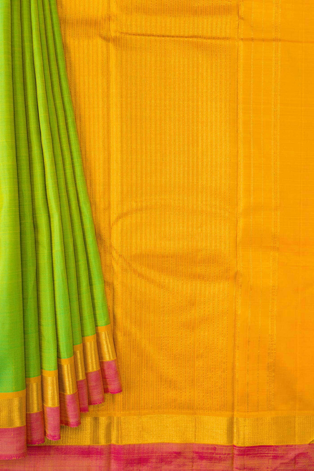 Pure Silk Pure Zari Parrot Green Dual Tone Kanchipuram Saree