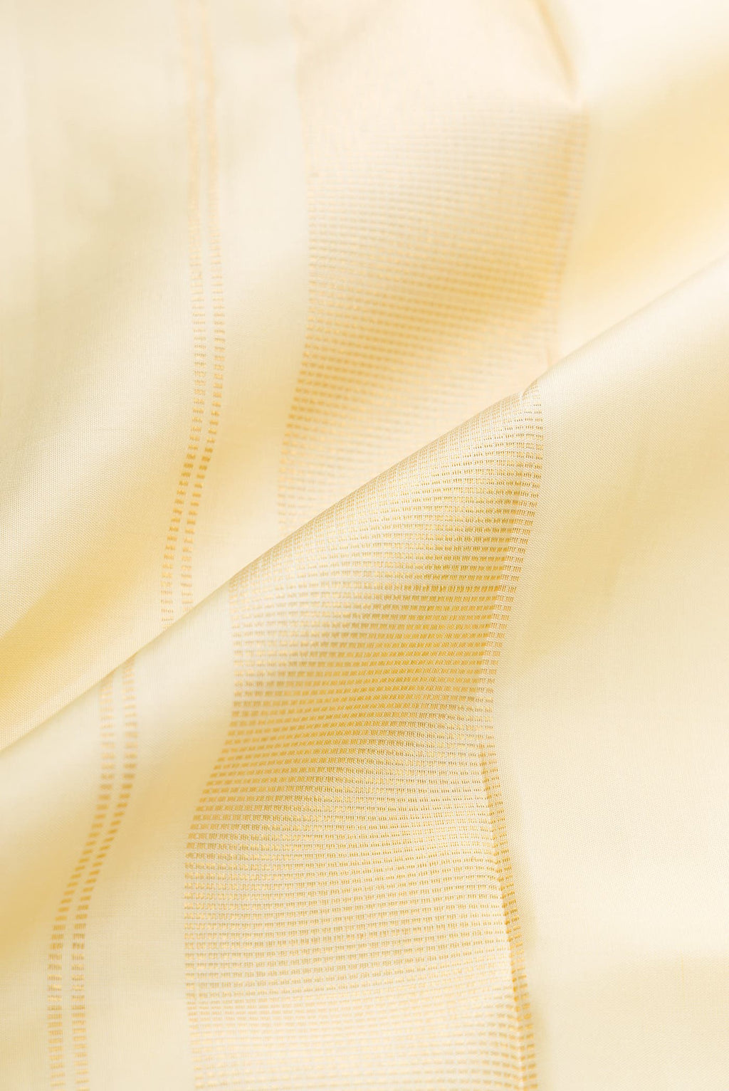 Sandal Silk Dhoti With Angavastram (8X4) Muzham