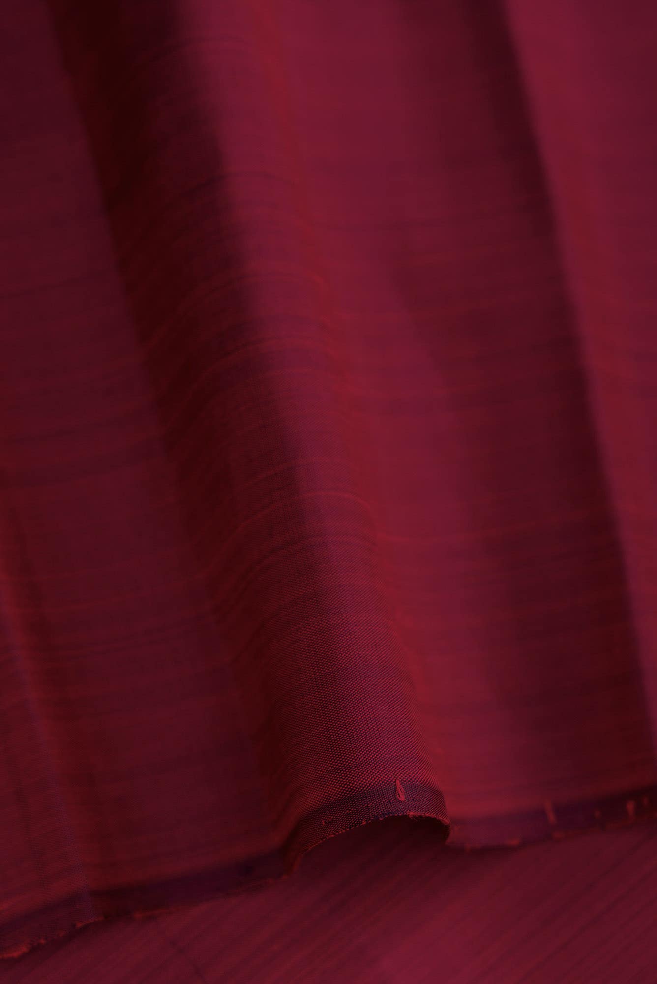Green and Maroon Dual Tone Kanchipuram Silk Saree