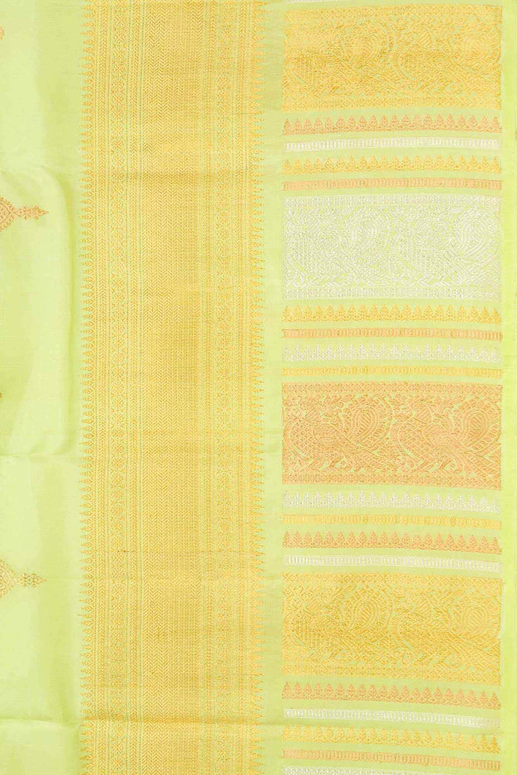 Parrot Green Dual Tone Kanchipuram Silk Saree