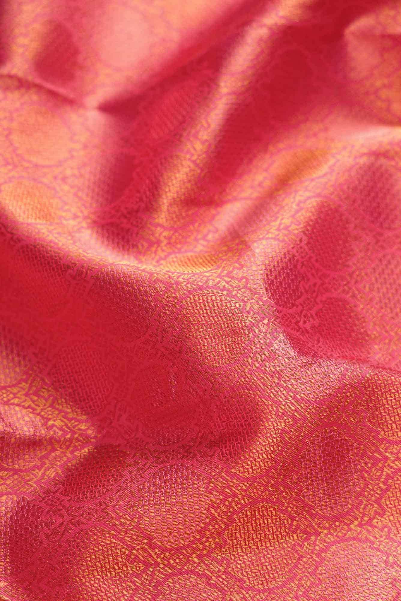 Pure Silk Pure Zari Peach Dual Tone Kanchipuram Saree