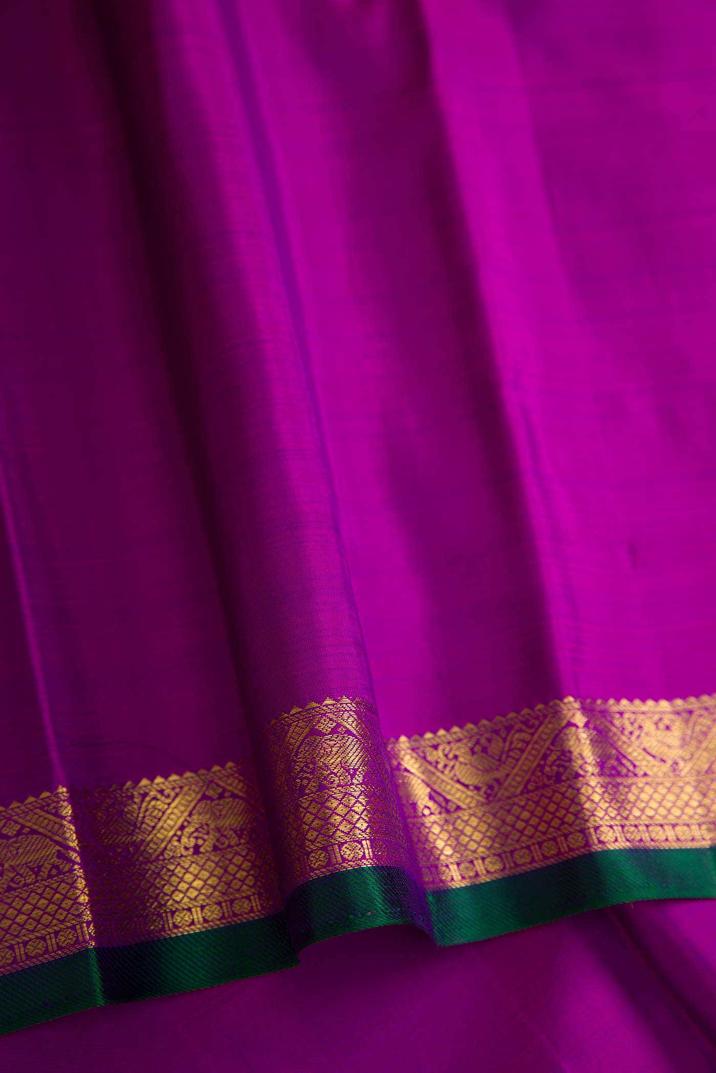 Green Dual Tone Kanchipuram Silk Saree