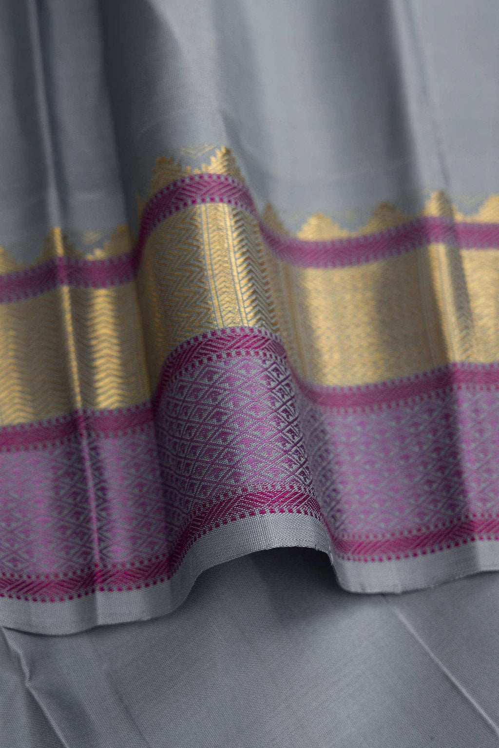 Pure Silk Pure Zari Dark Pink Dual Tone Kanchipuram Saree