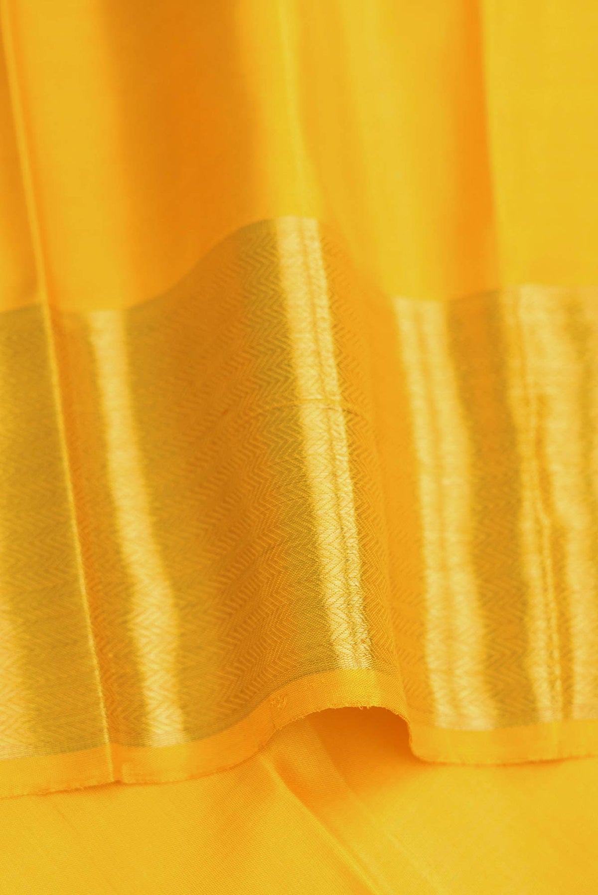 Pure Silk Pure Zari Mustard Dual Tone Kanjivaram Saree