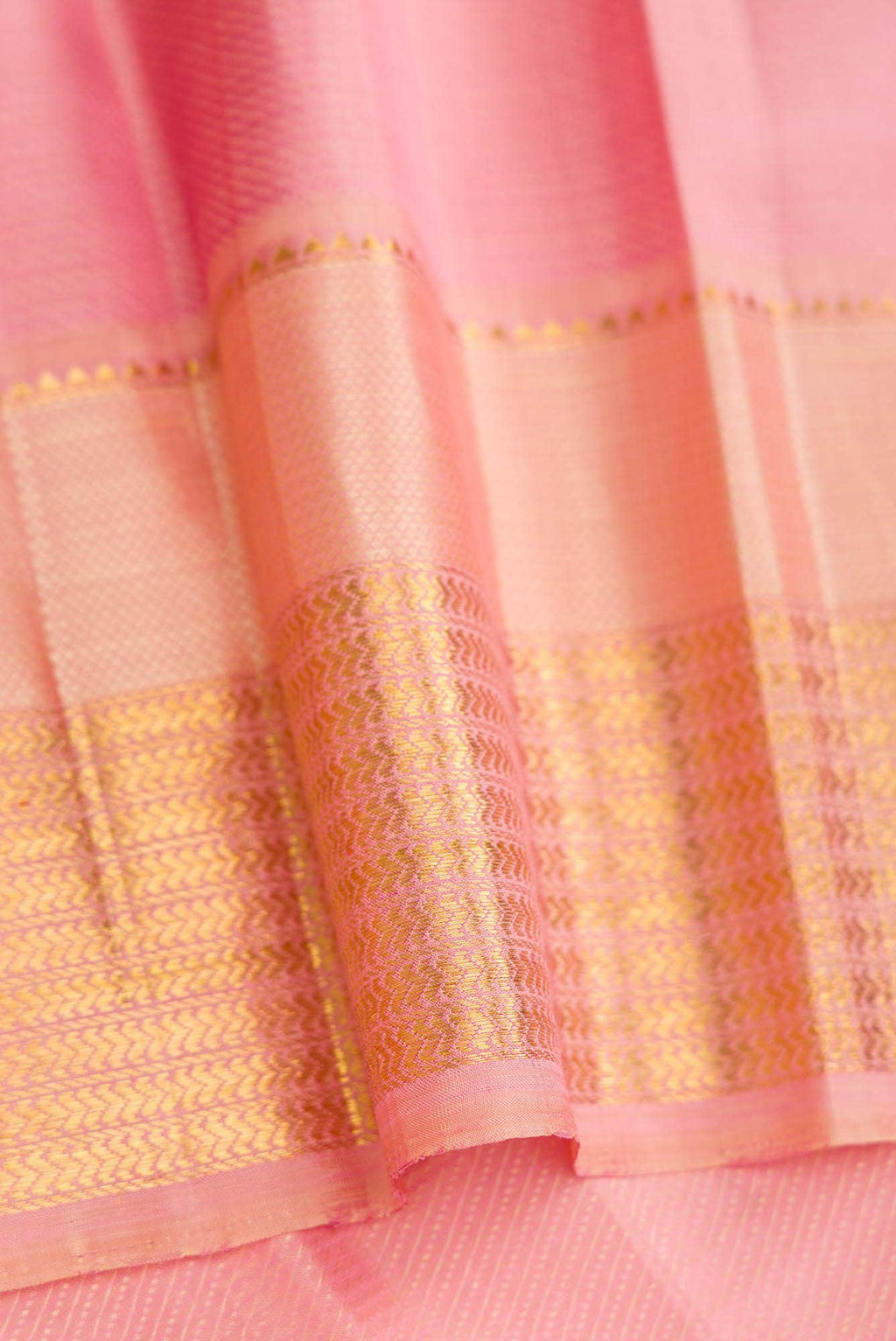 Parrot Green Dual Tone Kanchipuram Silk Saree