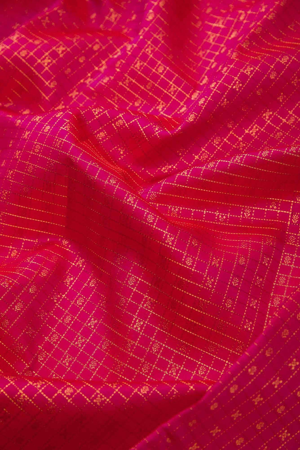 Pure Silk Pure Zari Orange Dual Tone Kanchipuram Saree