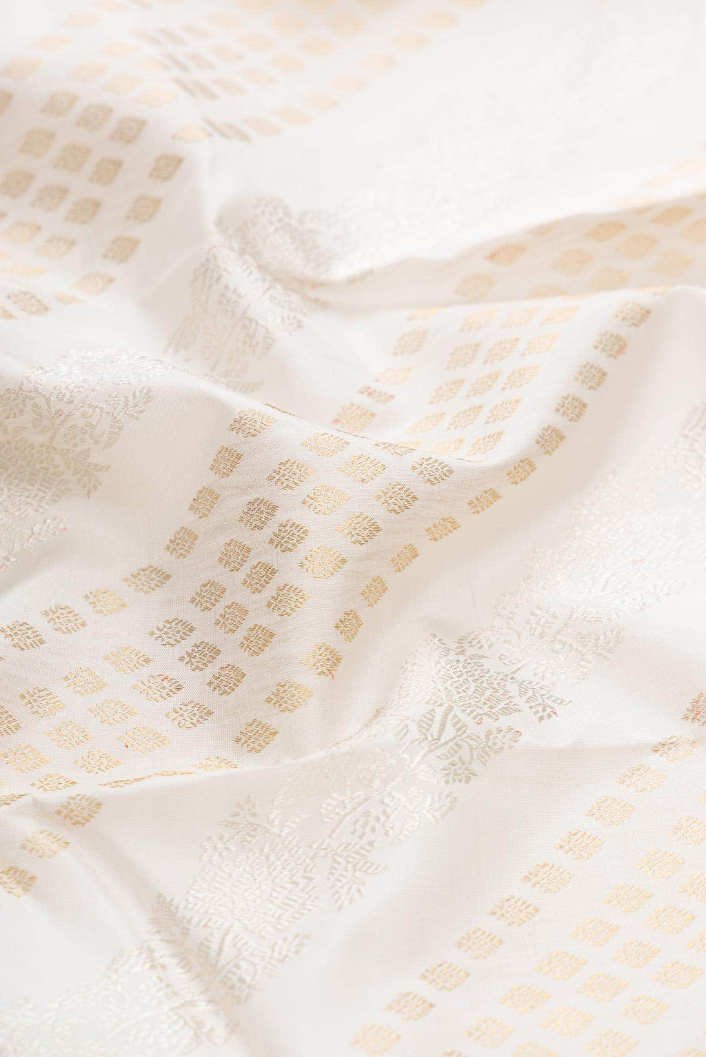 Off White Kanchipuram Silk Saree