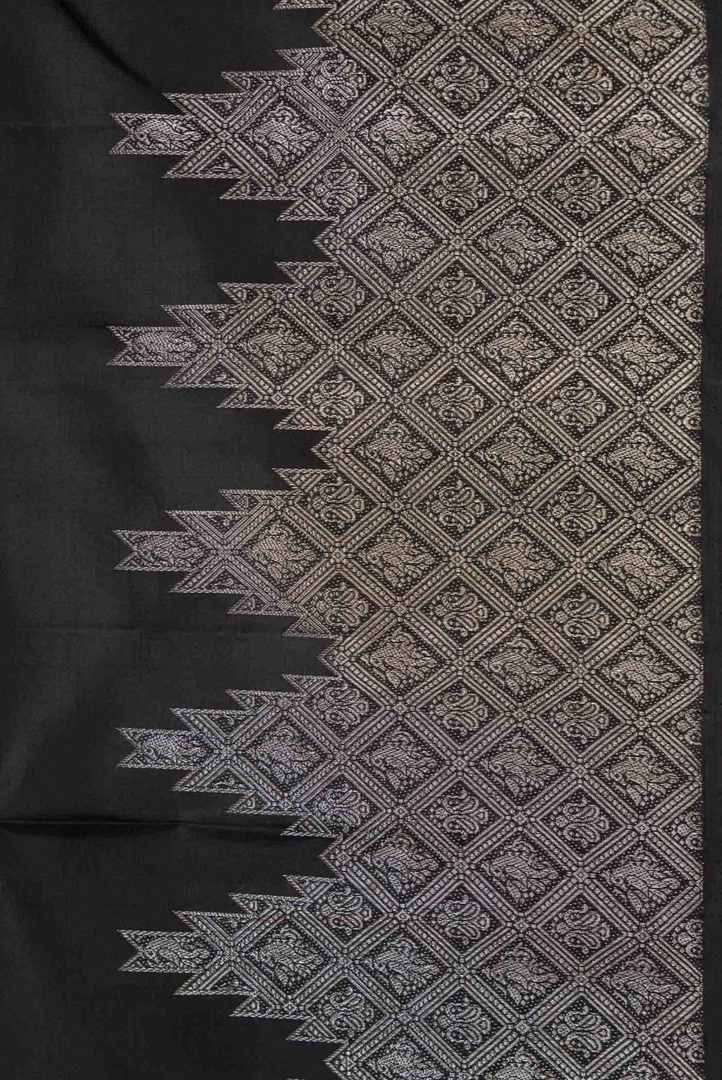 Black Kanchipuram Silk Saree