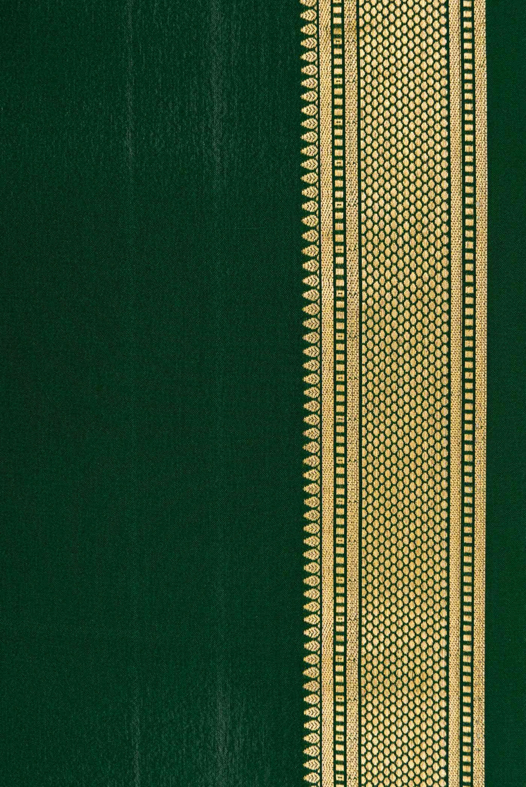 Green and Mustard Dual Tone Mysore Crepe Saree