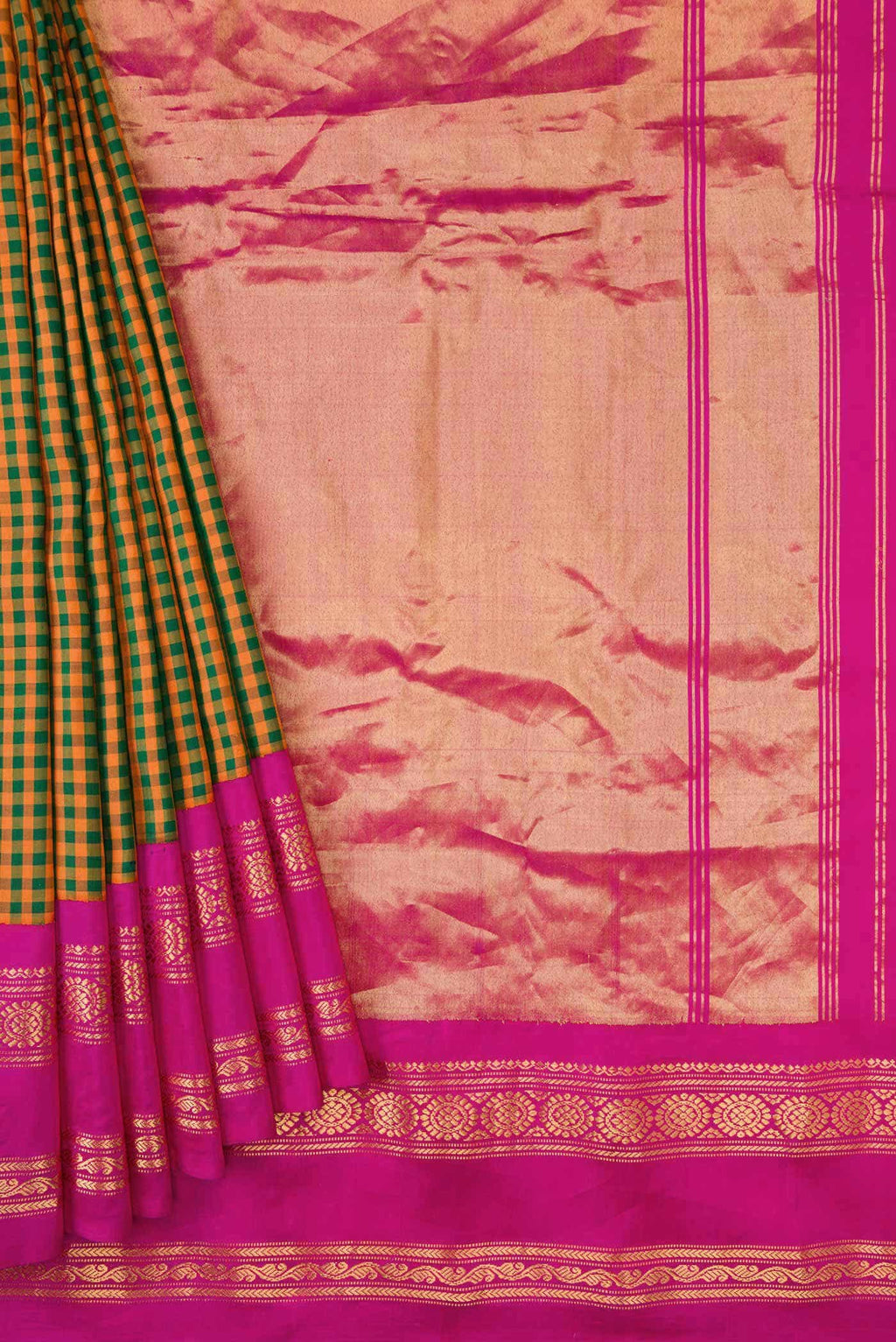 Green and Orange Dual Tone Gadwal Silk Saree