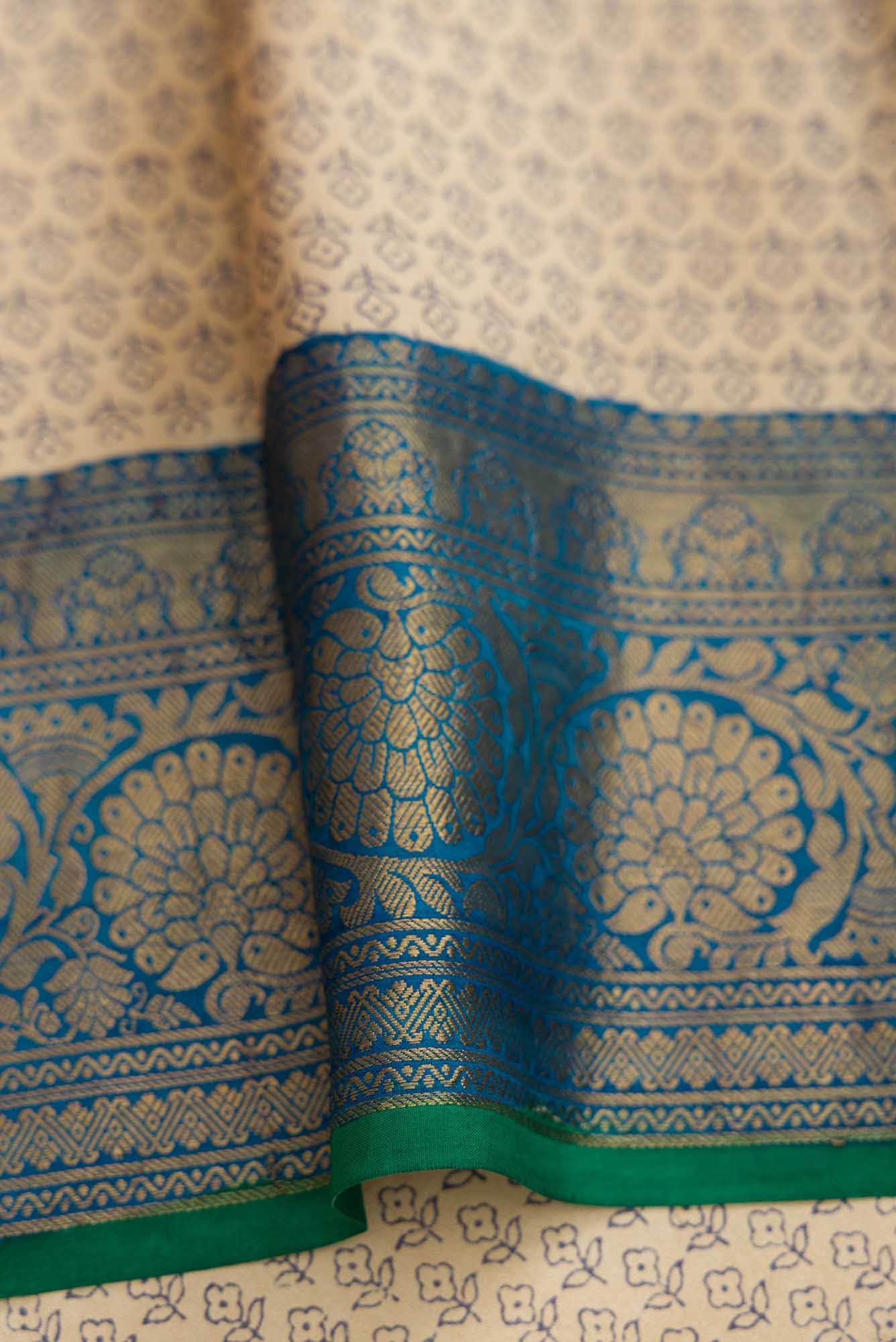 Sandal Dual Tone Kanchipuram Silk Saree