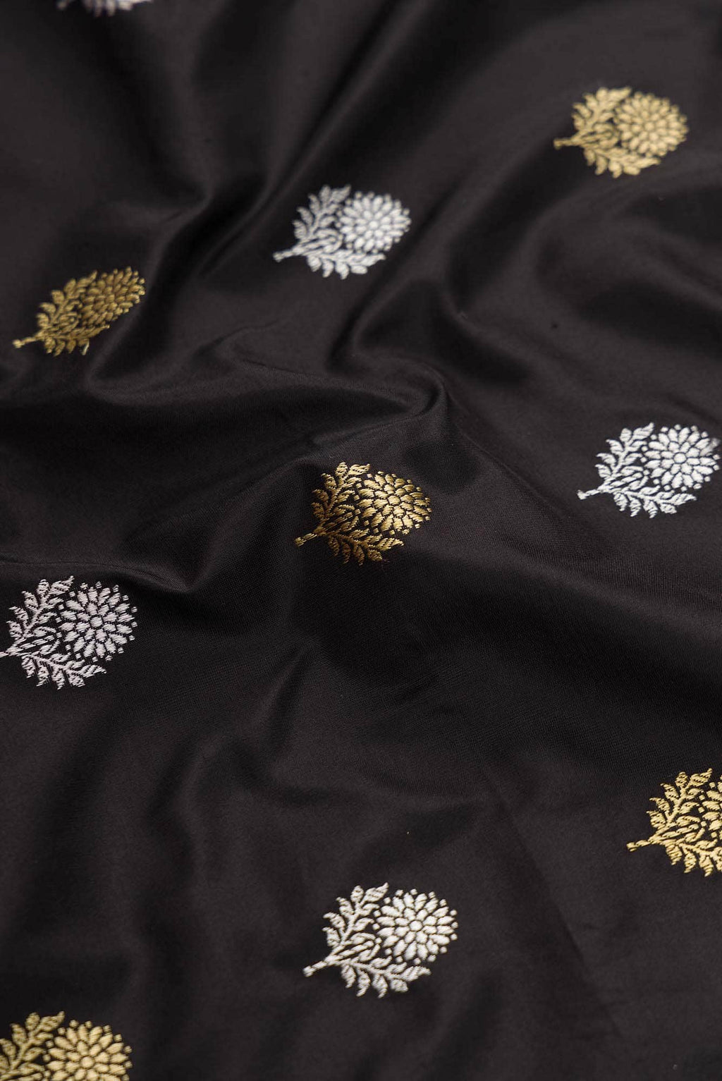 Black Dual Tone Banarasi Silk Saree