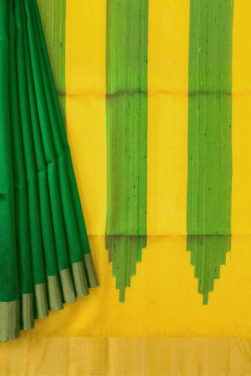 Green Dual Tone Raw Silk Saree