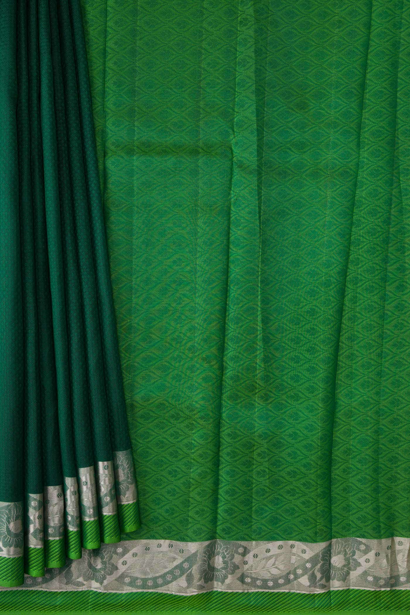 Bottle Green Dual Tone Kanchipuram Silk Saree