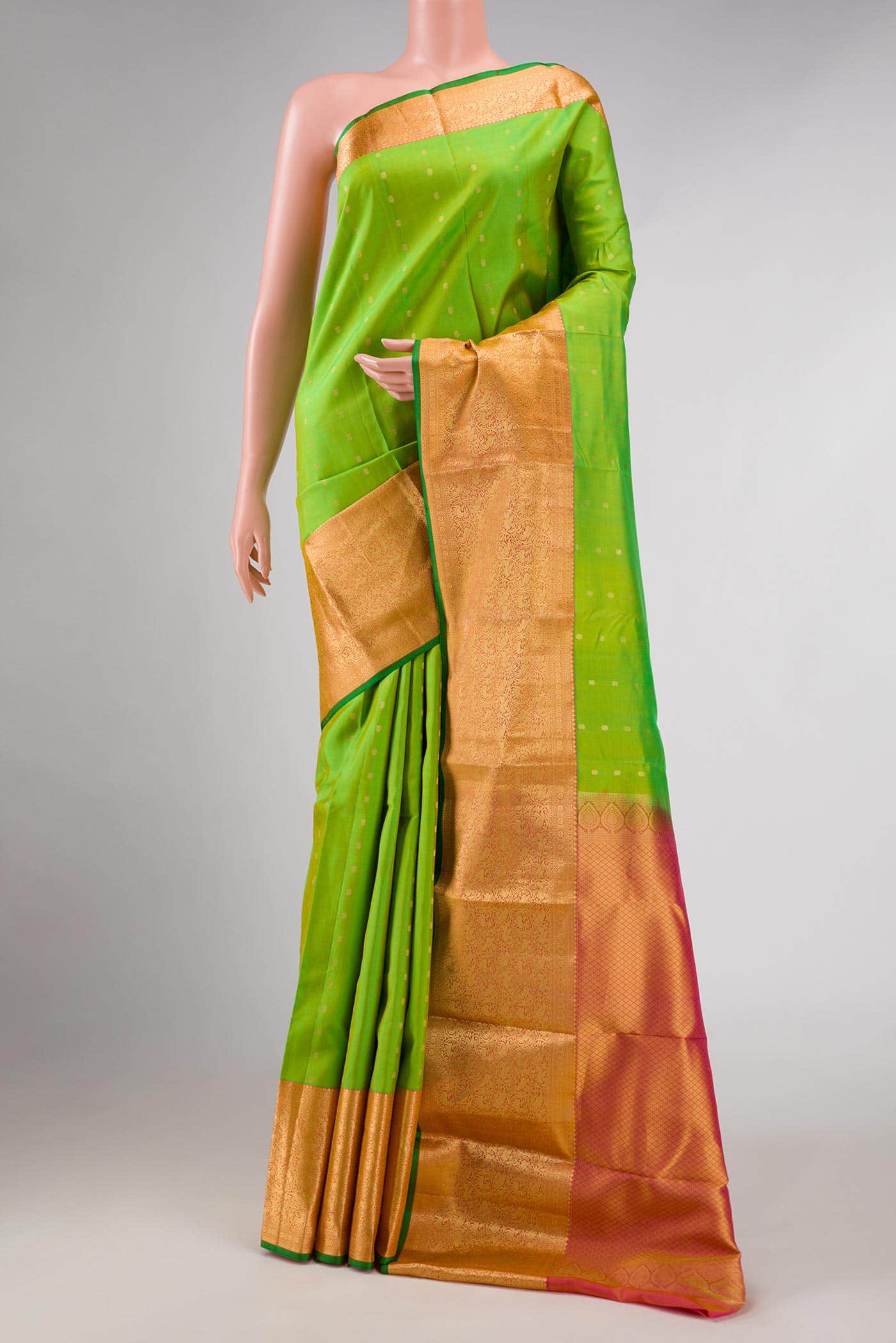 Parrot Green Dual Tone Kanchipuram Silk Saree