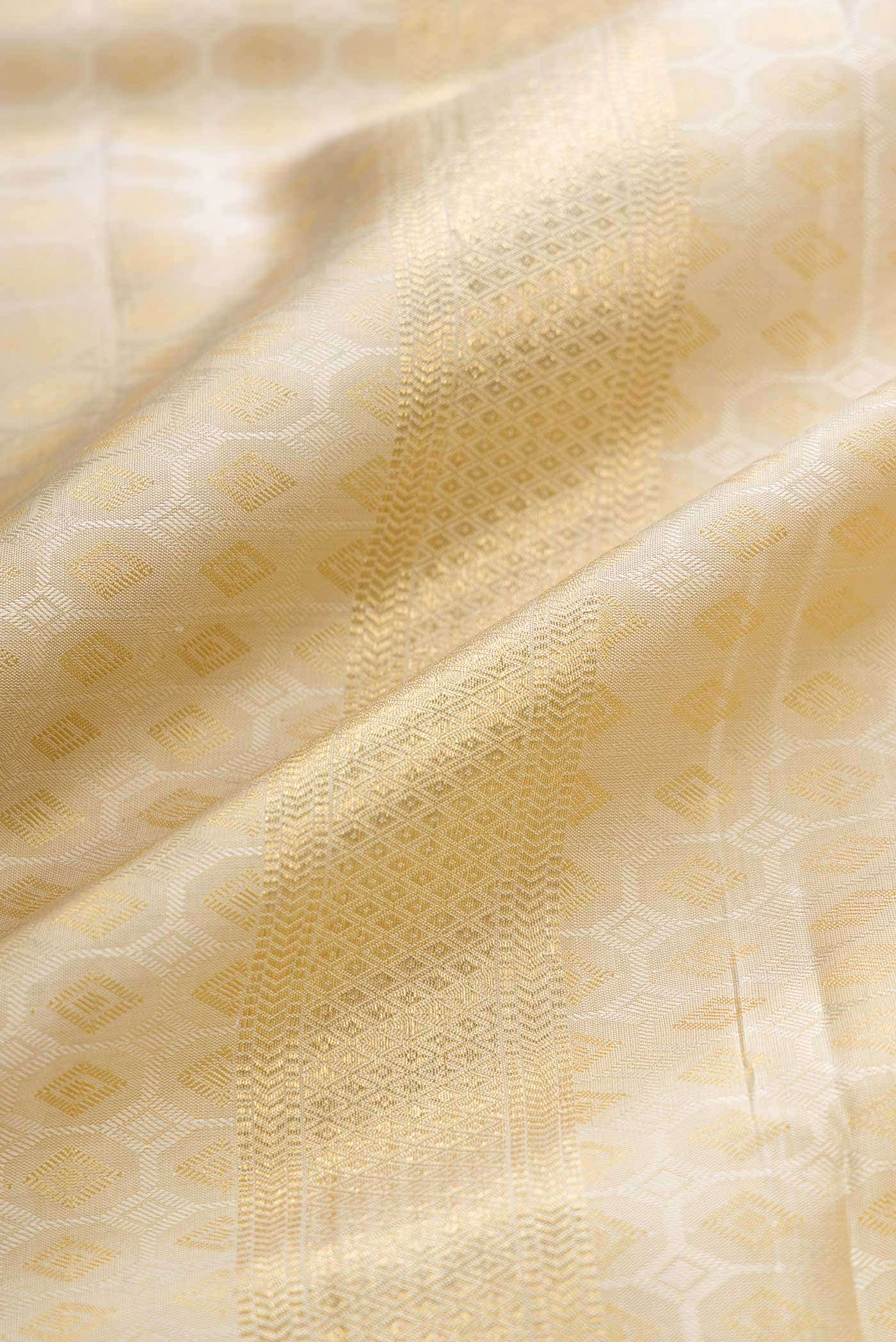 Cream Silk Dhoti With Angavastram (9X 5) Muzham