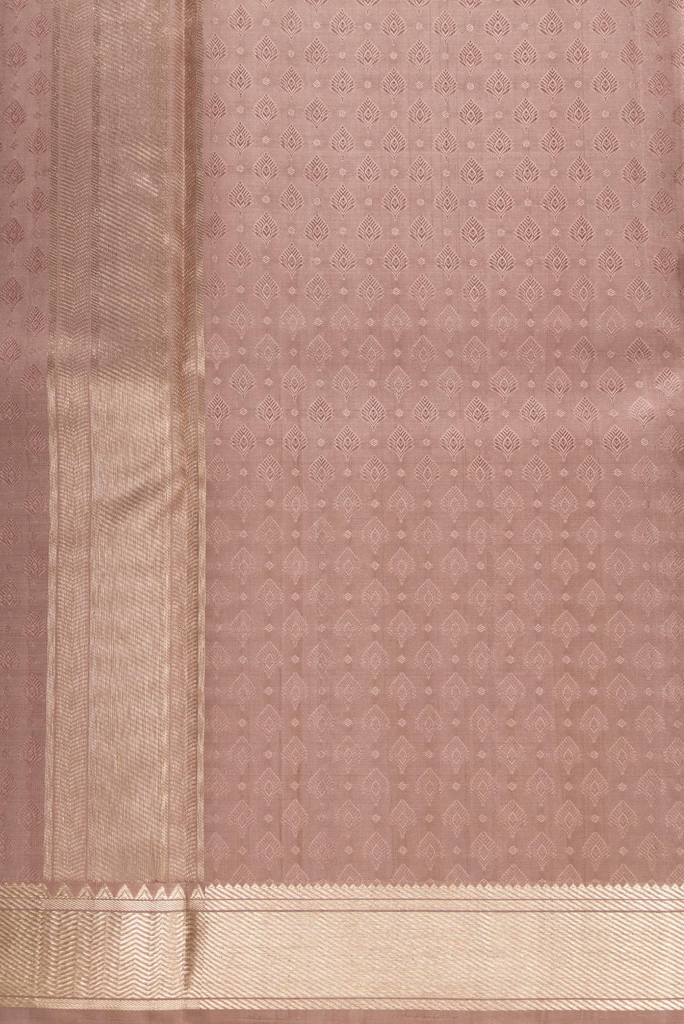 Rose Gold Silk Dhoti With Angavastram (9X 5) Muzham