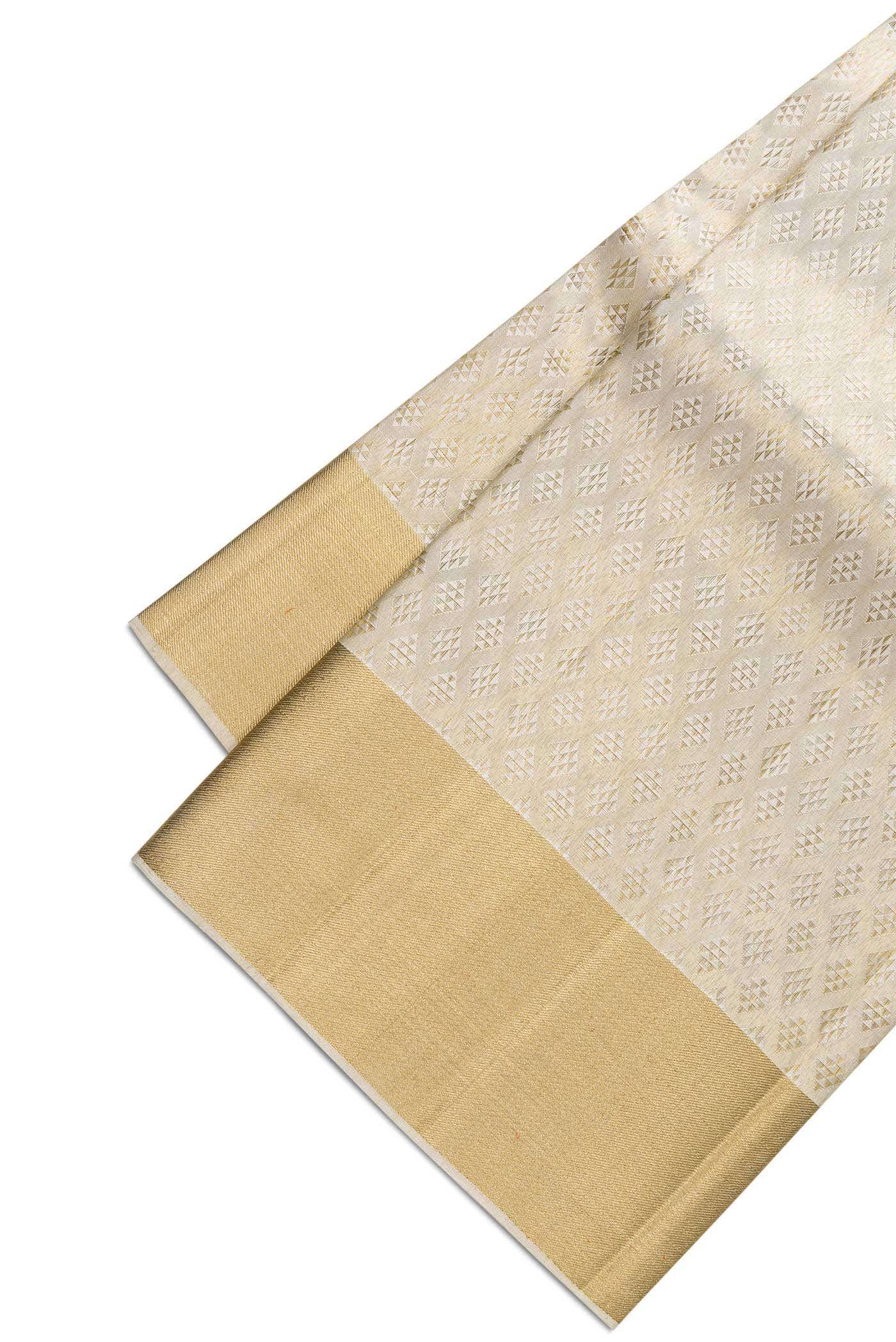 Gold Silk Dhoti With Angavastram (9X 5) Muzham
