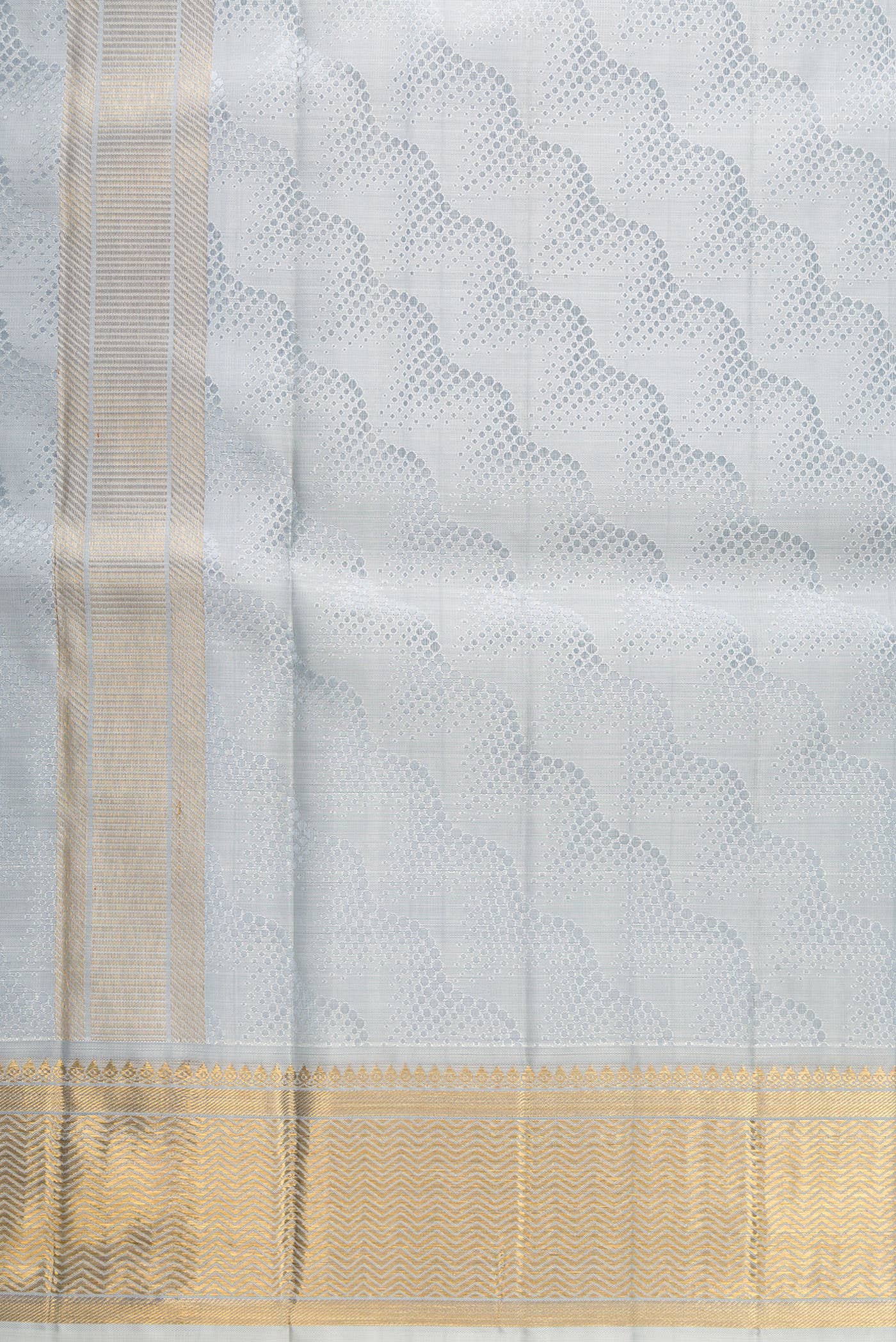 Grey Silk Dhoti With Angavastram (9X 5) Muzham