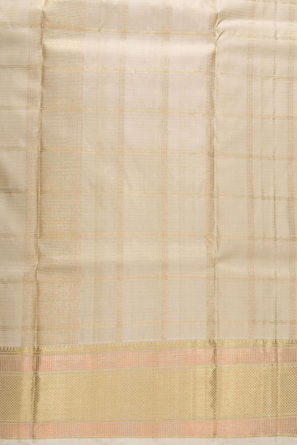 Cream Silk Dhoti With Angavastram (9X 5) Muzham