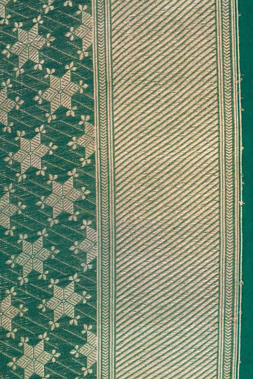 Green Dual Tone Banarasi Silk Saree