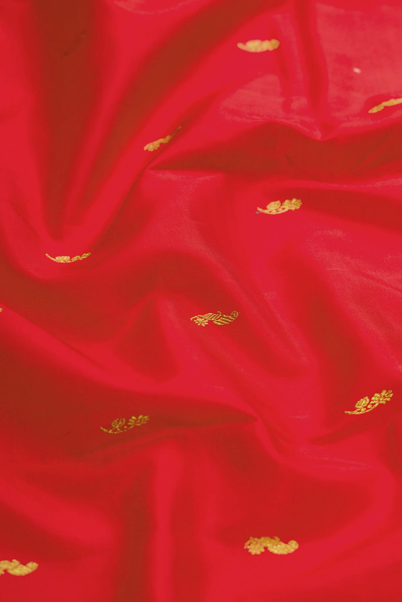 Pure Silk Pure Zari Red Dual Tone Kanchipuram Saree