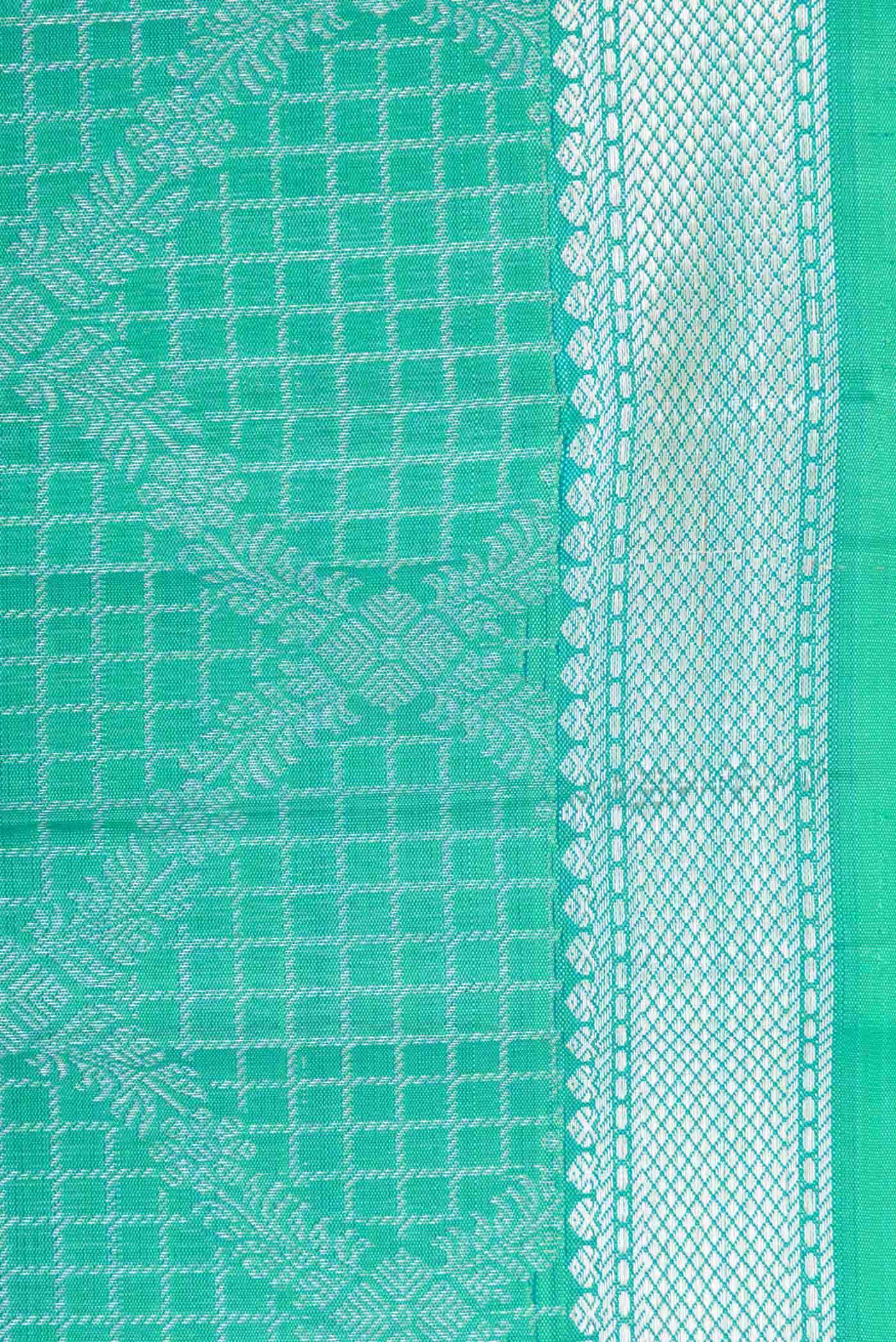 Green Dual Tone Kanchipuram Silk Saree