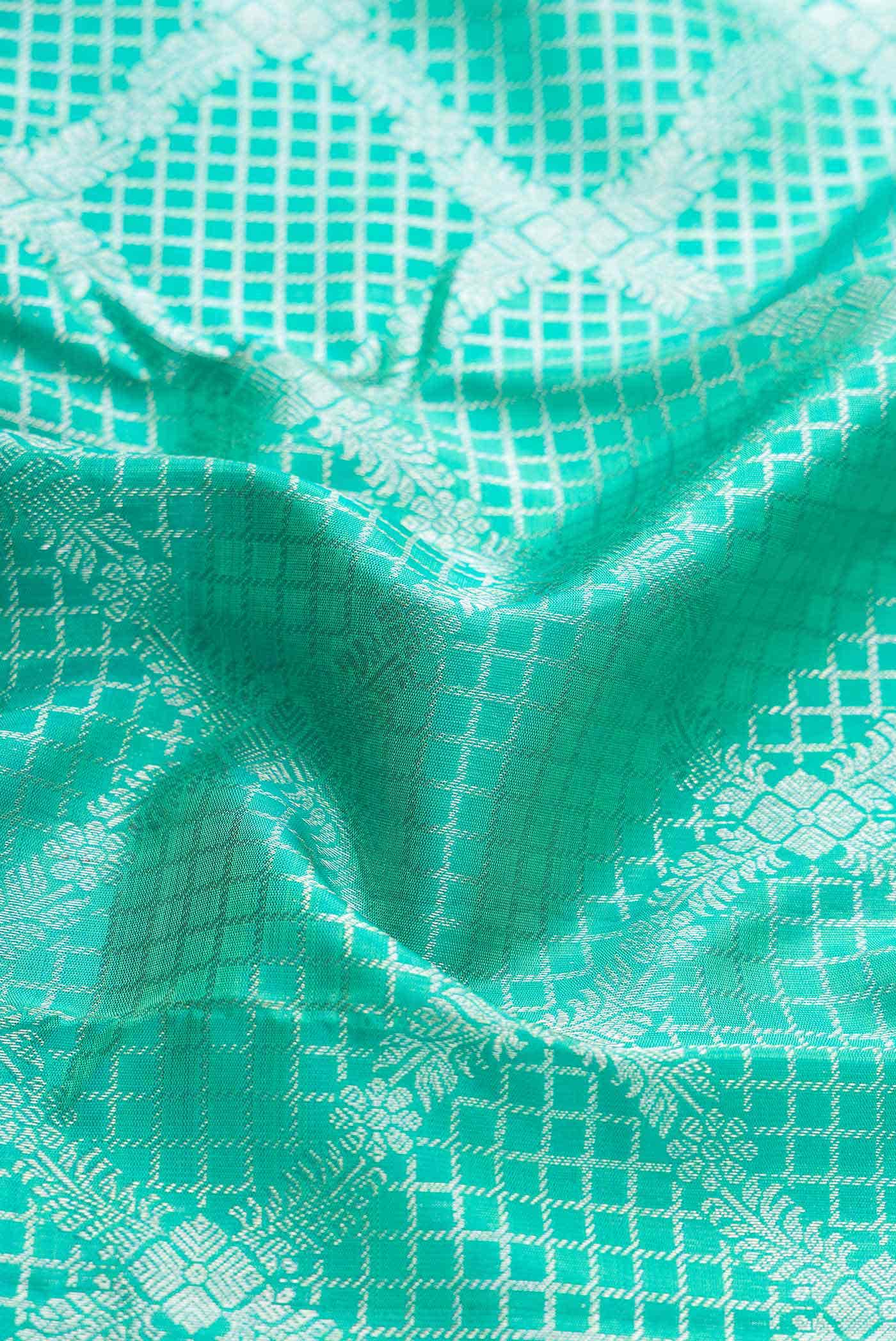 Green Dual Tone Kanchipuram Silk Saree