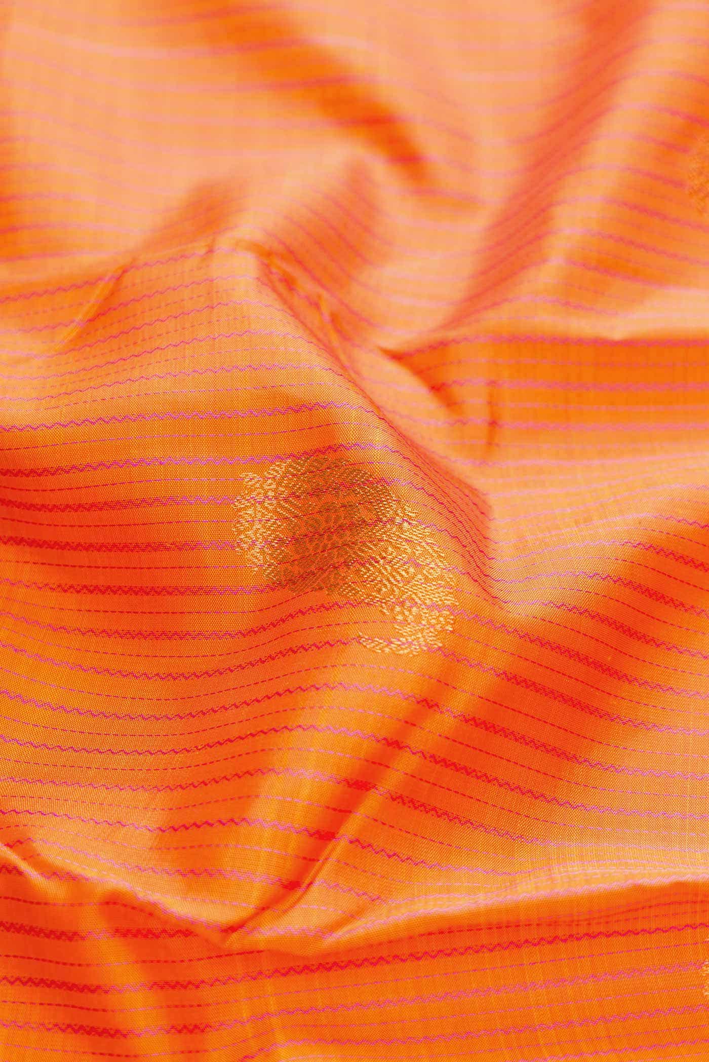 Pure Silk Pure Zari Golden Peach Dual Tone Kanchipuram Saree