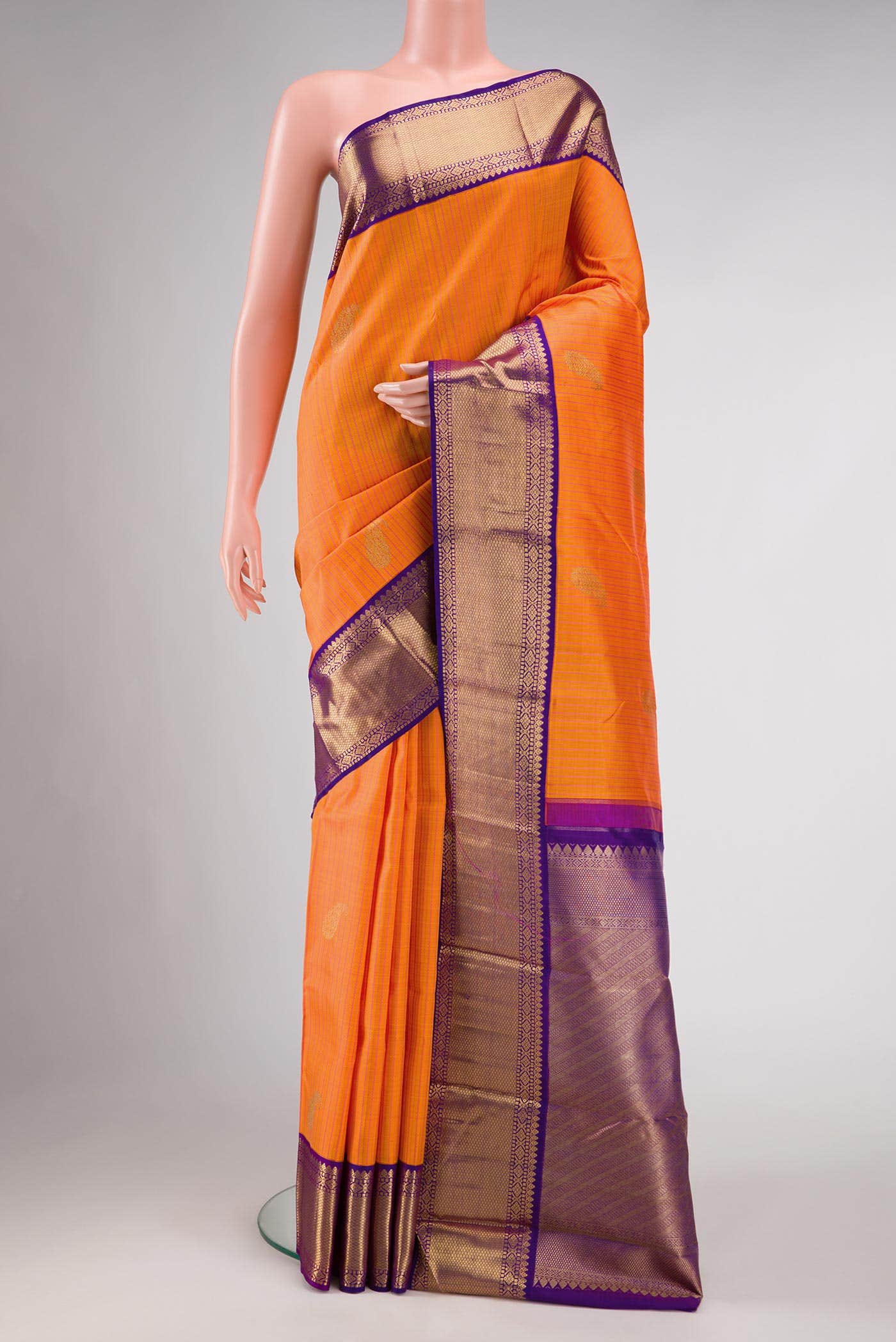 Pure Silk Pure Zari Golden Peach Dual Tone Kanchipuram Saree
