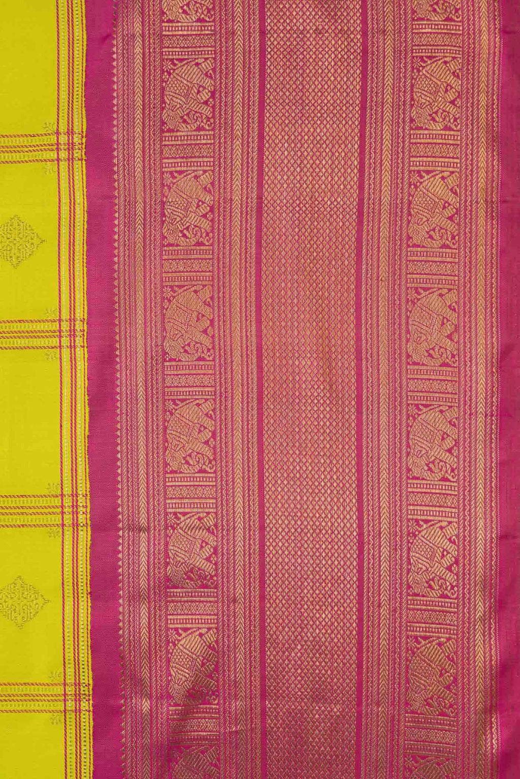 Parrot Green Kanchipuram Silk Saree