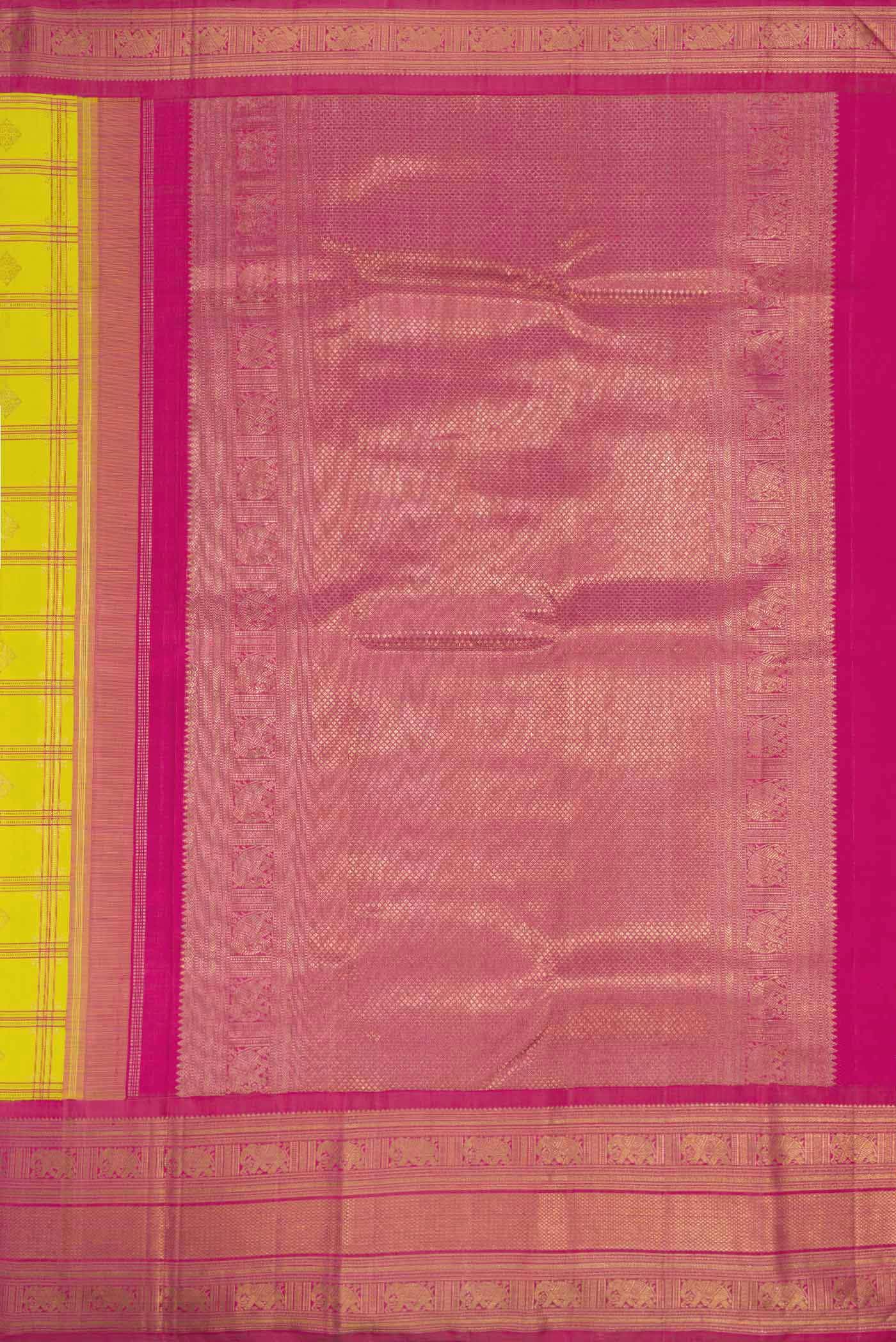 Parrot Green Kanchipuram Silk Saree