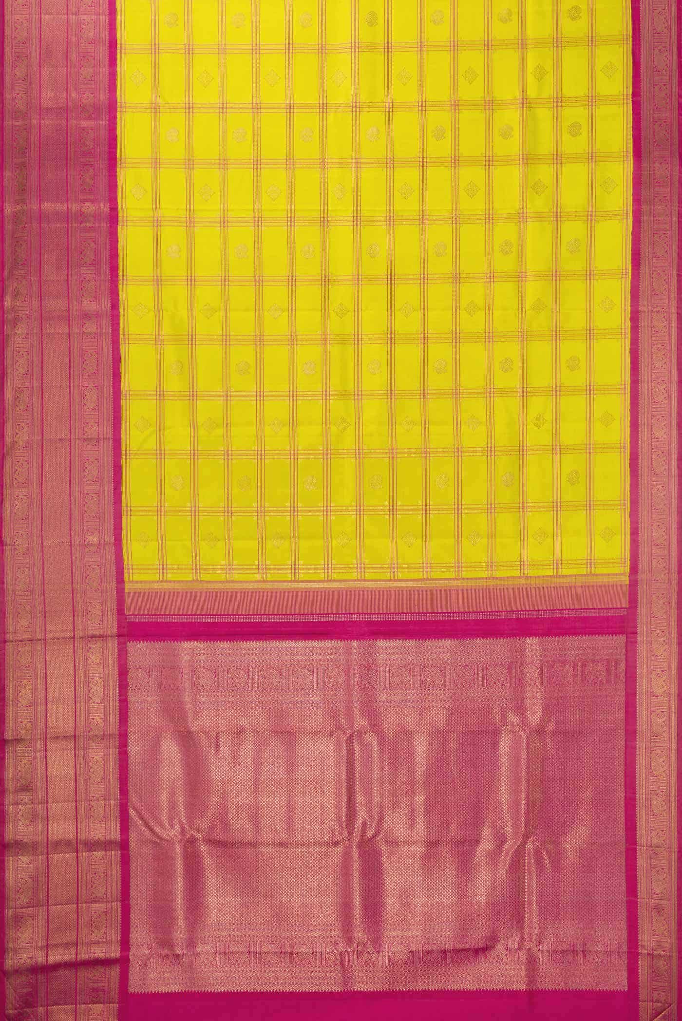 Parrot Green Kanchipuram Silk Saree