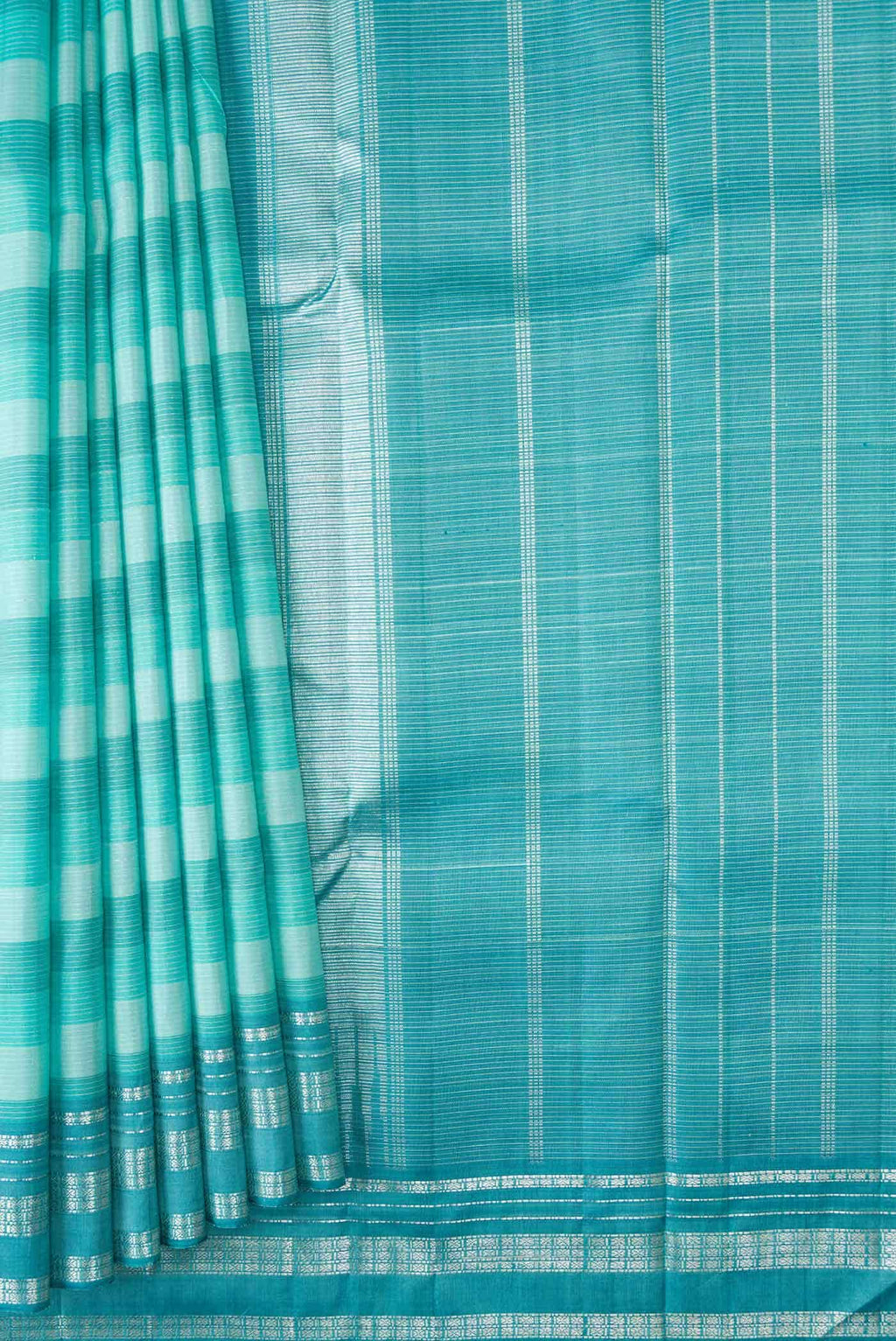 Green and Grey Dual Tone Kanchipuram Silk Saree