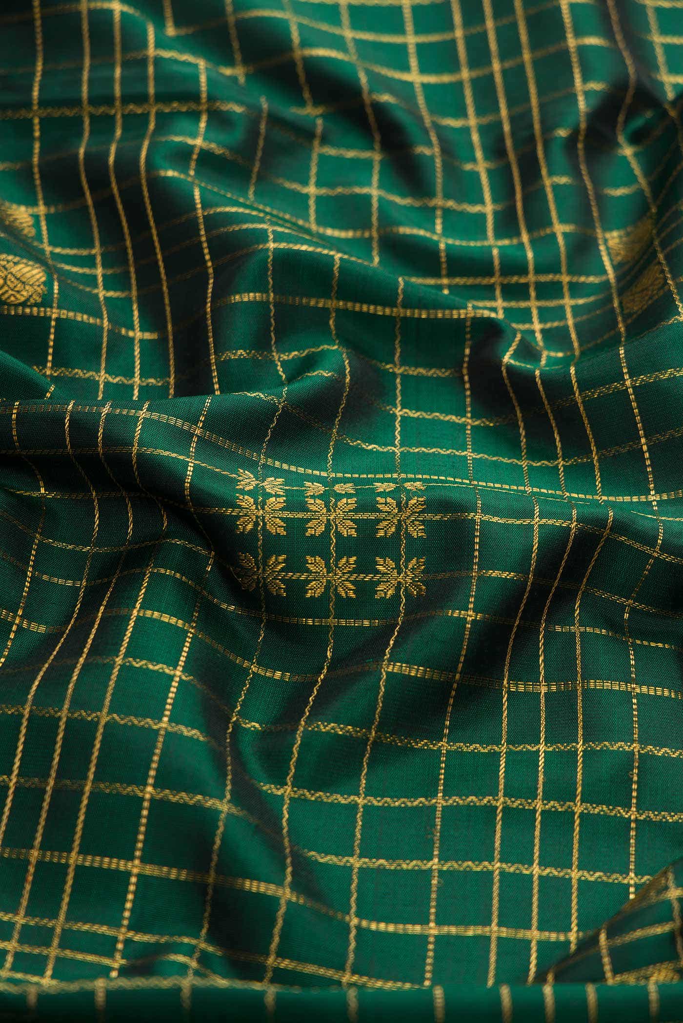 Green Dual Tone Kanchipuram Silk Saree
