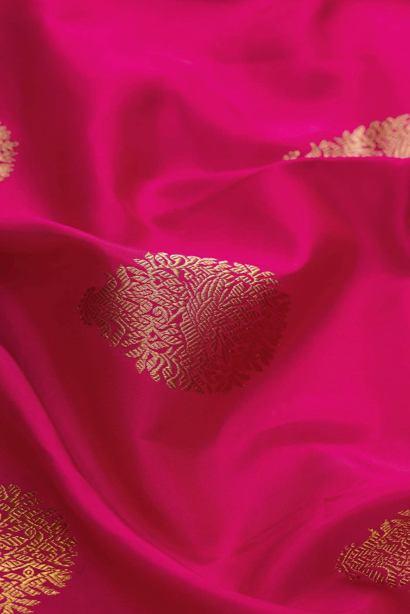 Pure Silk Pure Zari Rani Pink Dual Tone Kanchipuram Saree