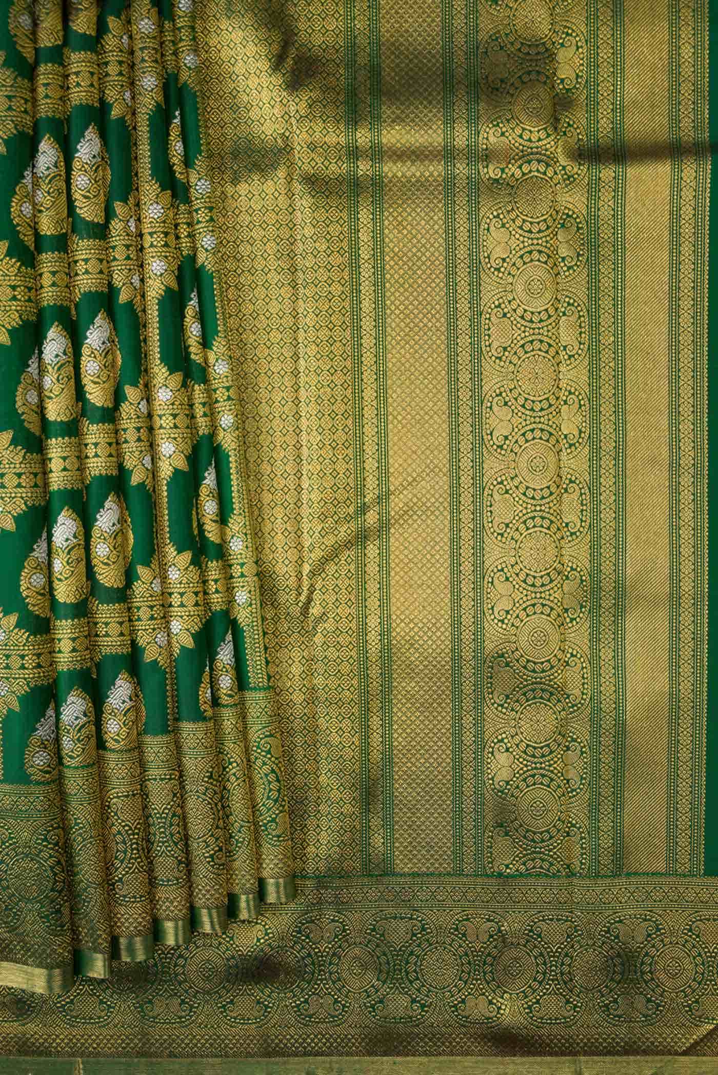 Pure Silk Pure Zari Green Dual Tone Kanchipuram Saree