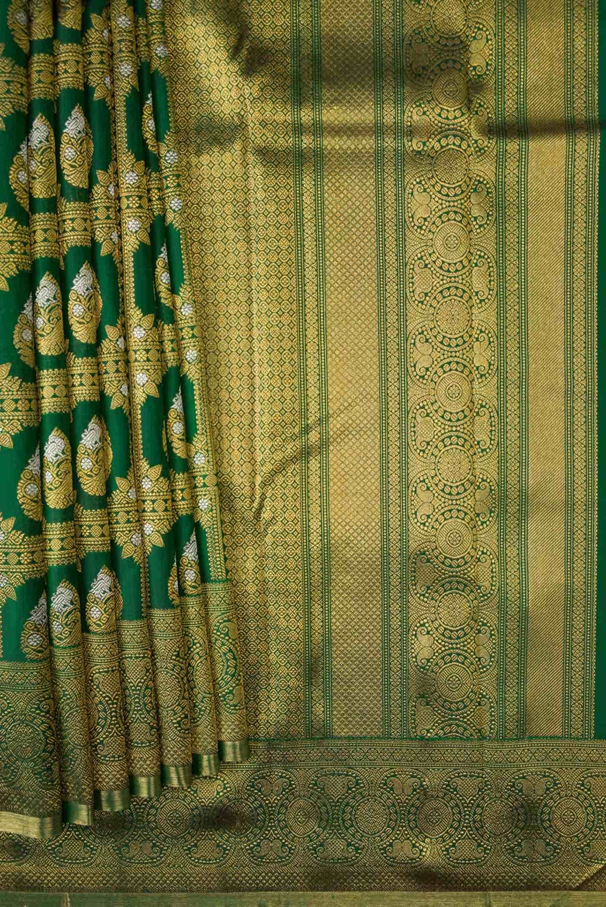 Pure Silk Pure Zari Green Dual Tone Kanjivaram Saree