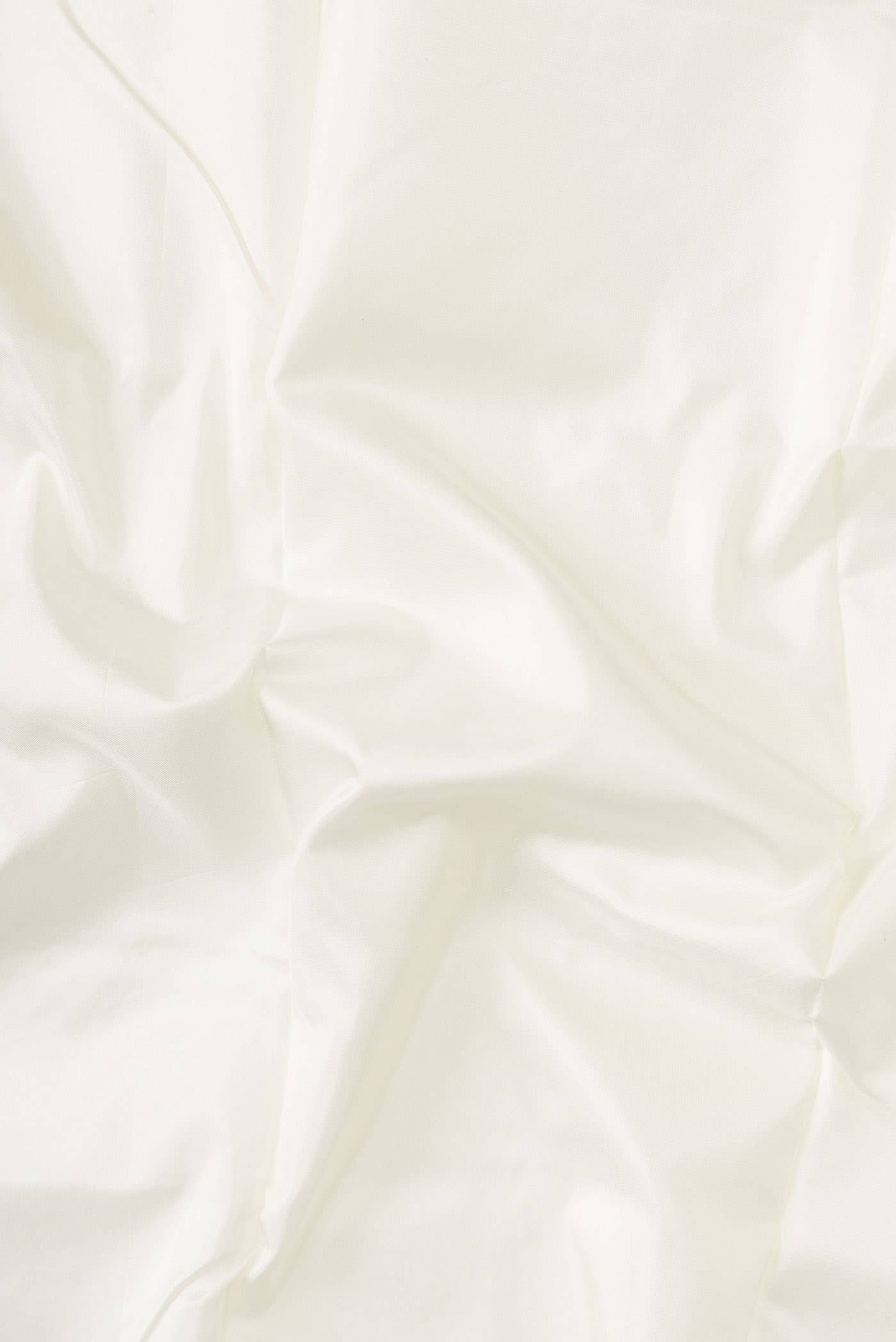 Off White Silk Dhoti With Angavastram (8X4) Muzham