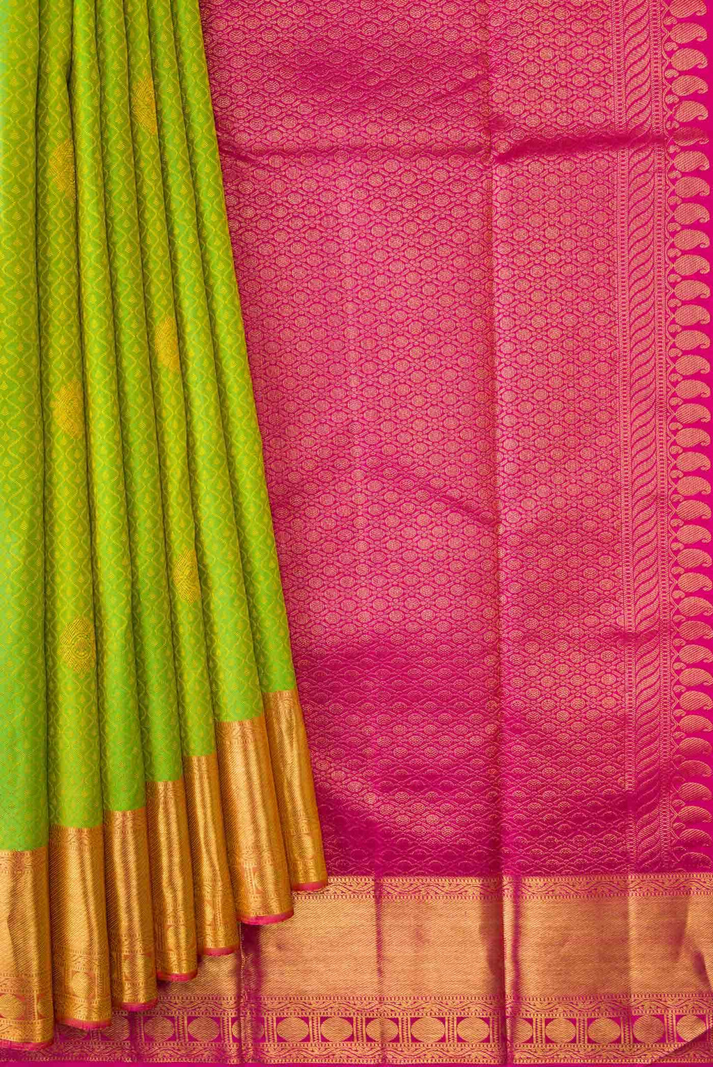 Parrot Green Dual Tone Kanchipuram Silk Saree