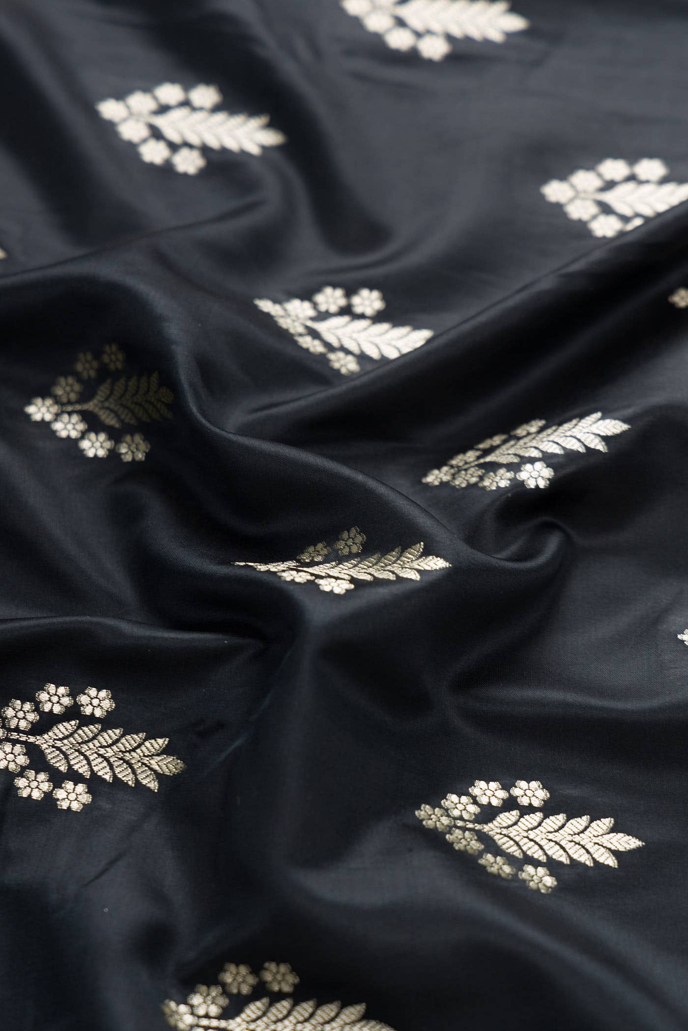 Black Blended Banarasi Silk Saree
